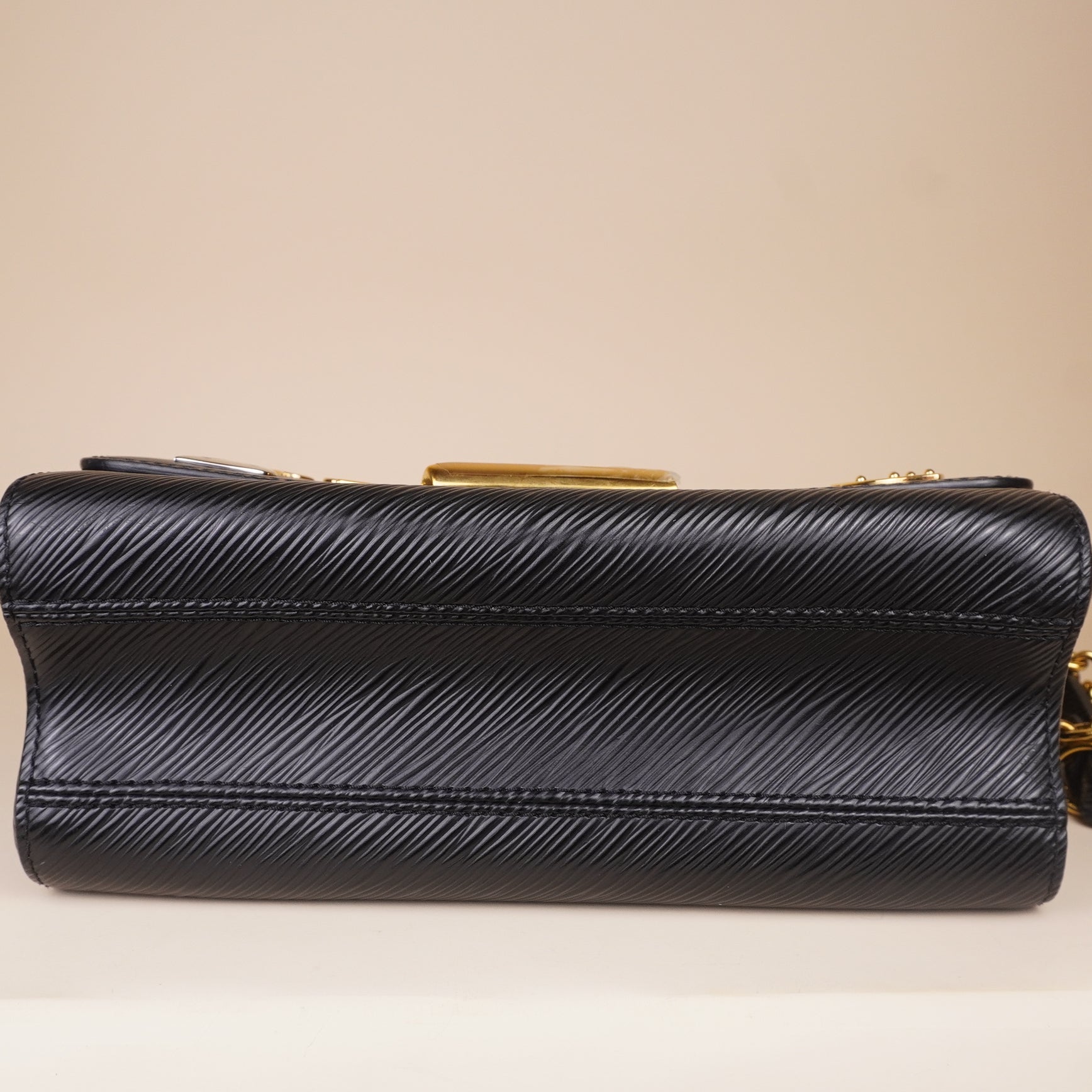 PRE-OWNED LV Epi Love Lock Twist Shoulder Bag MM Black