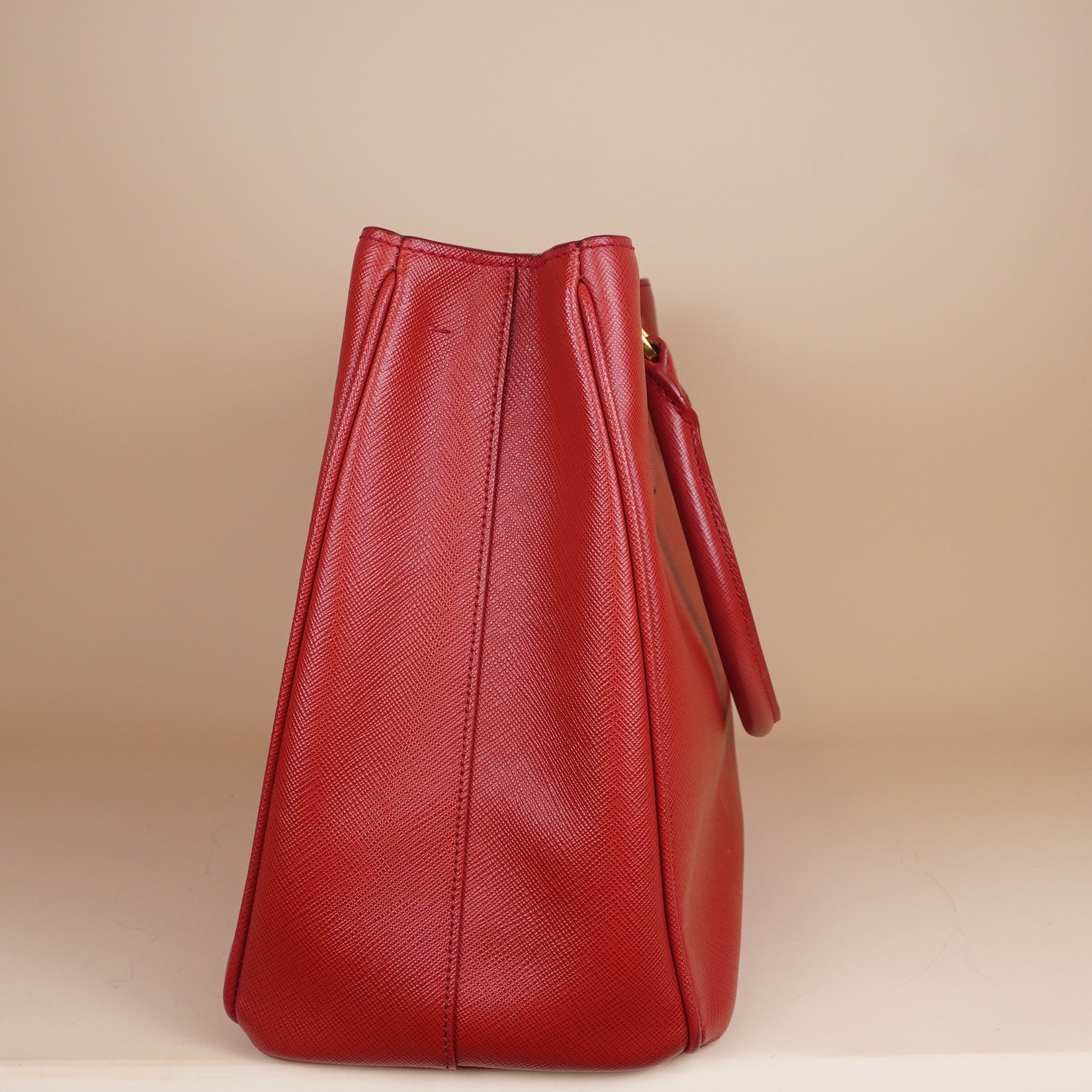 PRE-OWNED Saffiano Lux Medium Tote Fuoco