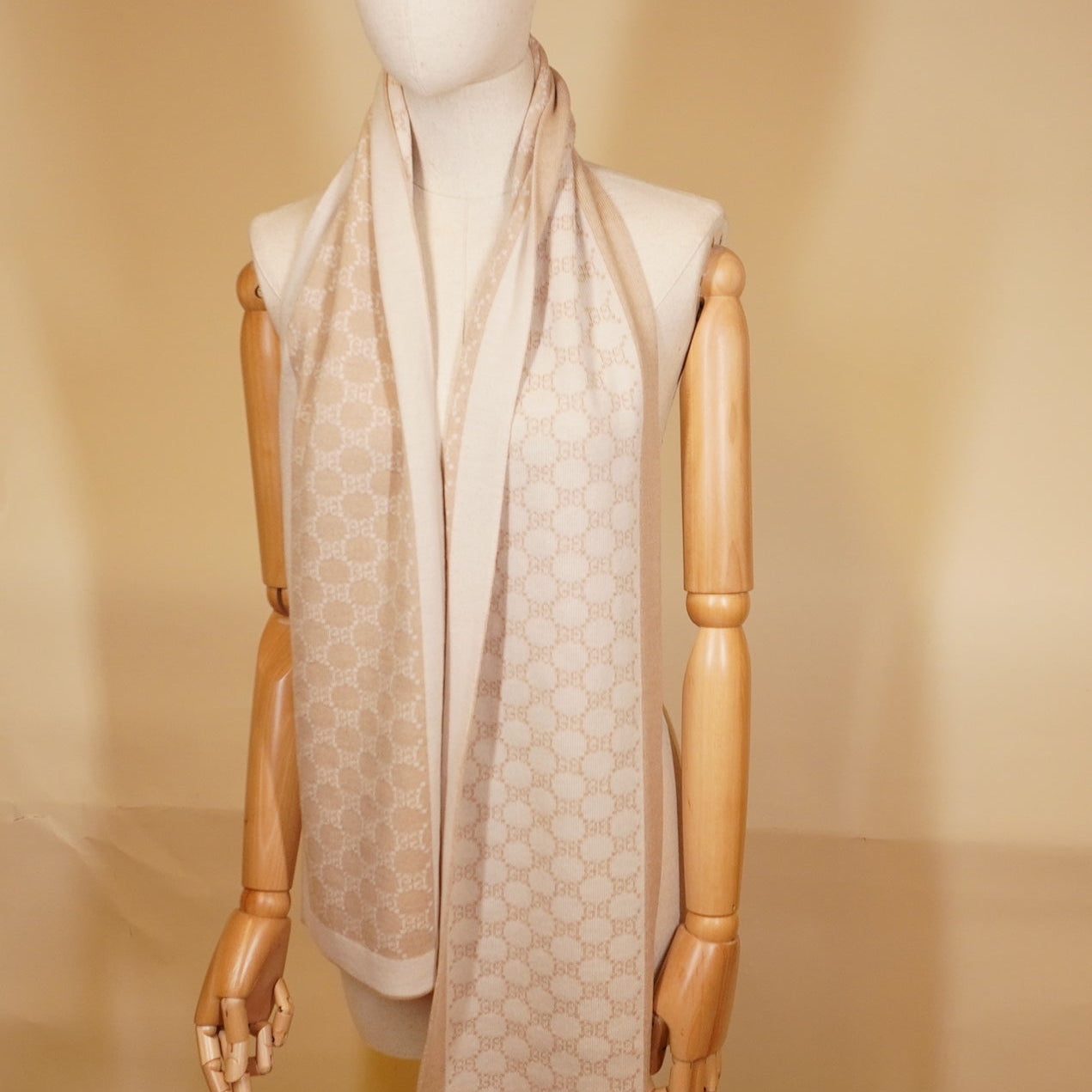 PRE-OWNED GG Ivory Jacquard Wool Scarf