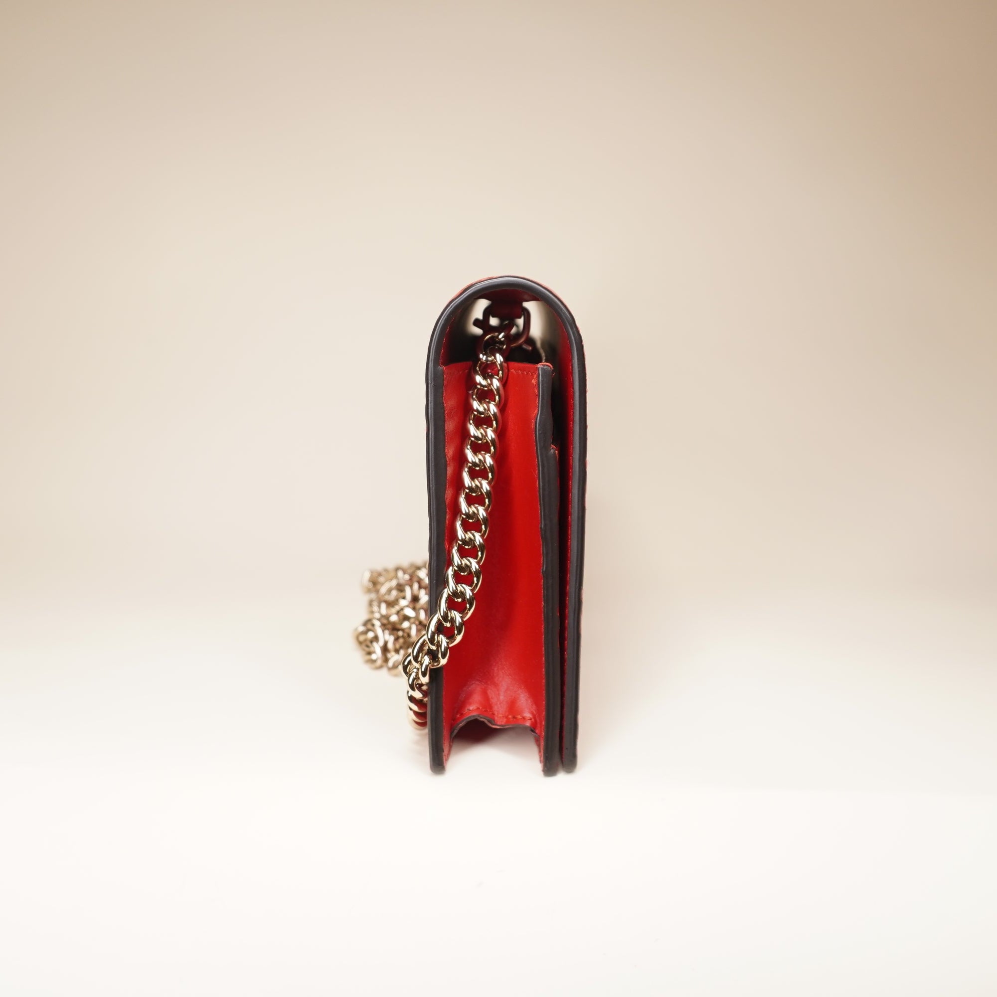 PRE-OWNED Hibiscus Red Guccissima Leather Signature WOC