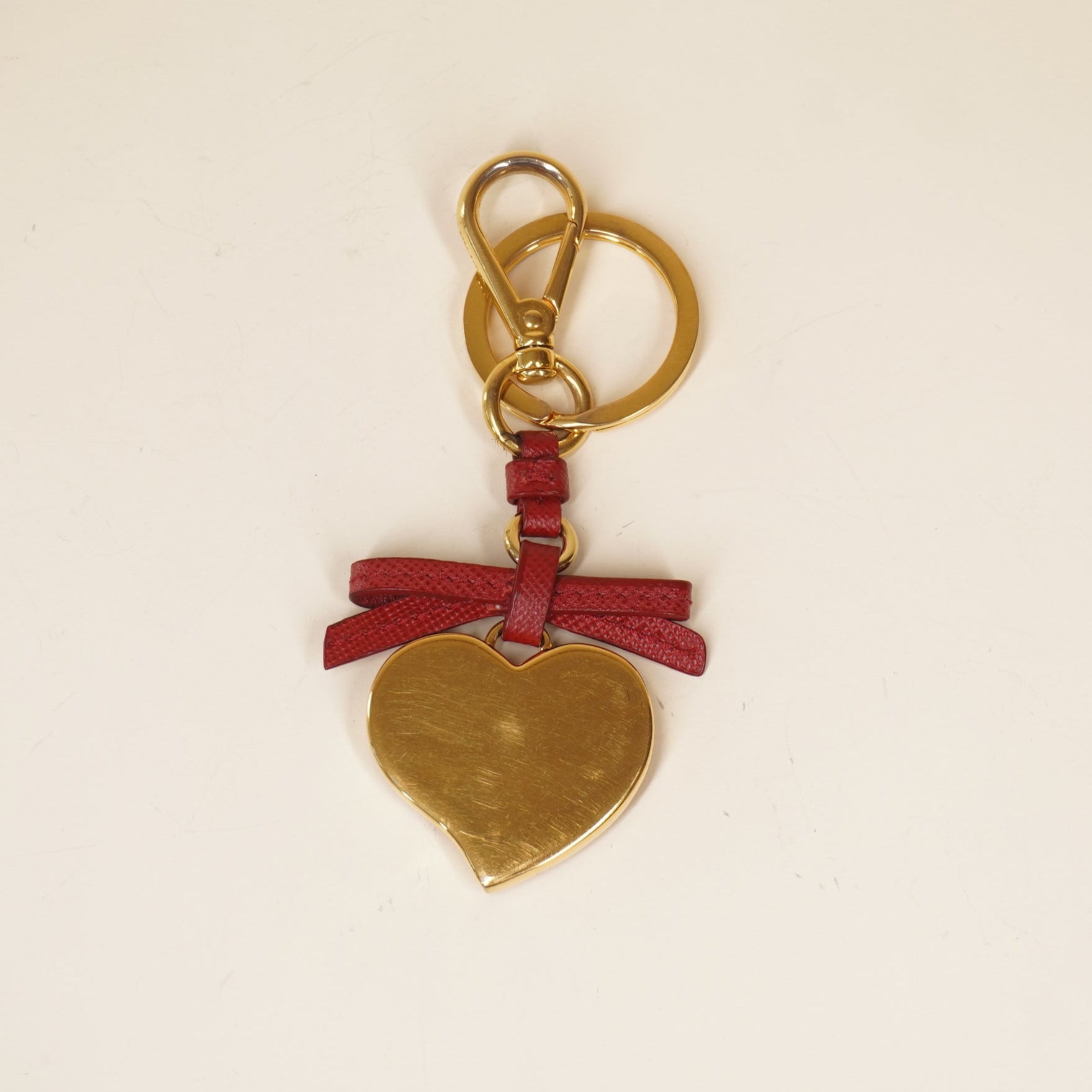 PRE-OWNED Metal Logo Heart Keychain Red