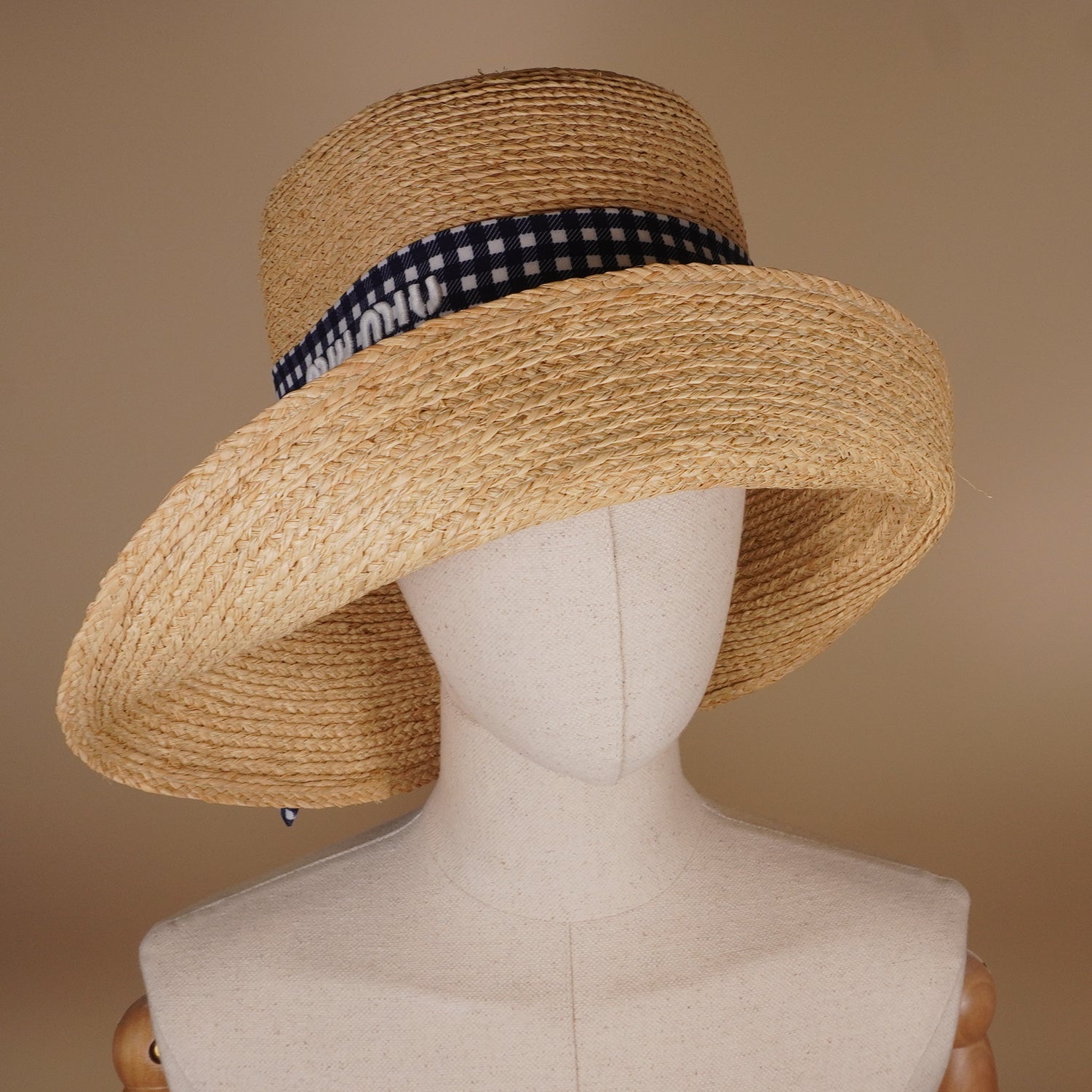 PRE-OWNED Hat Beige Dark Navy White Raffia Silk