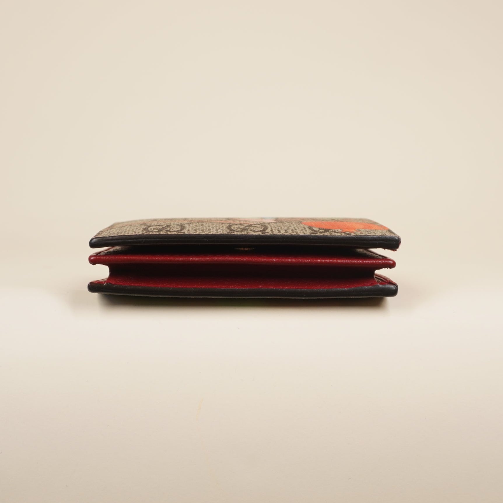PRE-OWNED GG Supreme Monogram Tian Card Case Beige Multicolor Red