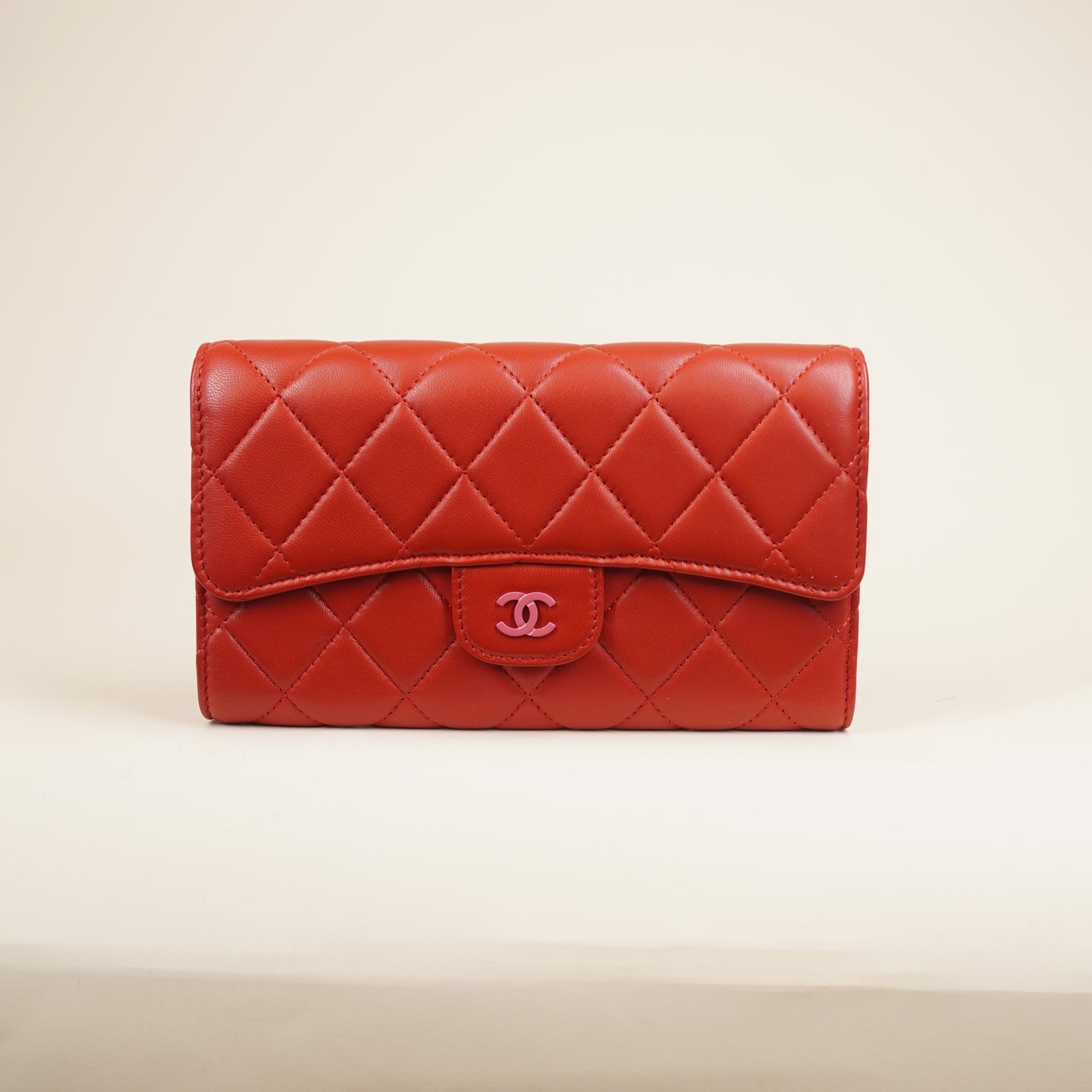 PRE-OWNED Caviar Quilted Large Gusset Flap Wallet Red