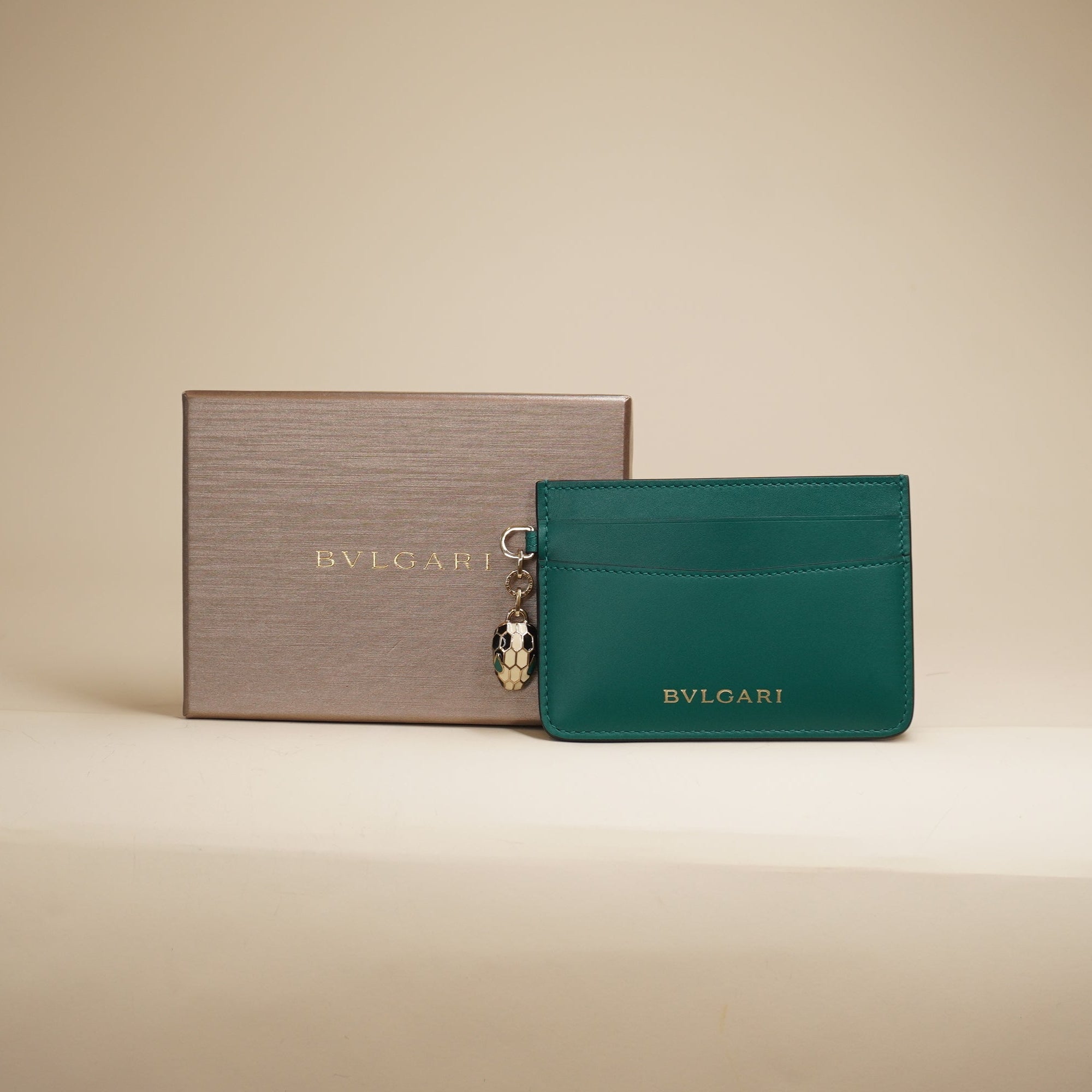 PRE-OWNED Green Leather Serpenti Forever Card Holder