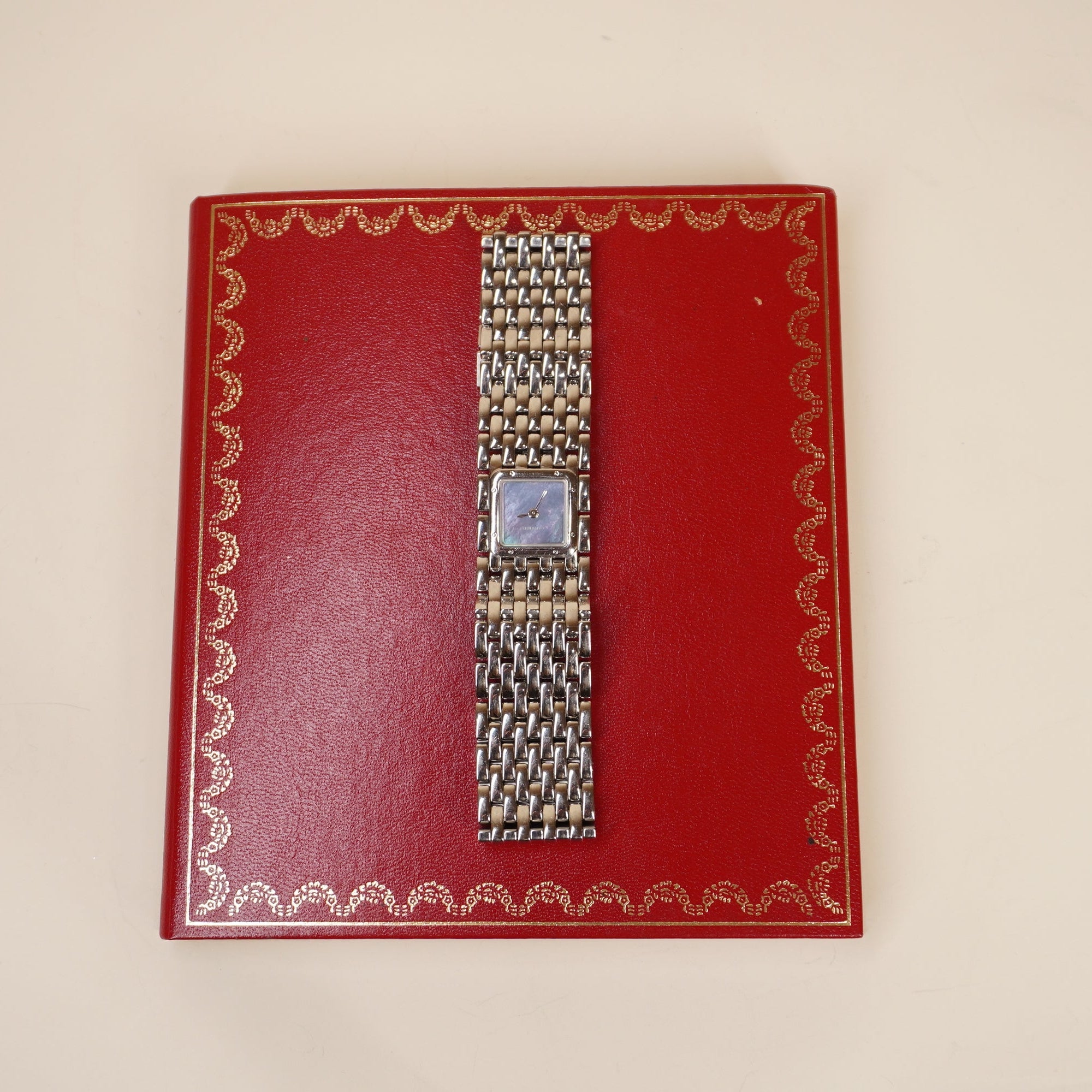 PRE-OWNED Ruban Wrist Watch Silver Blue Shell SS