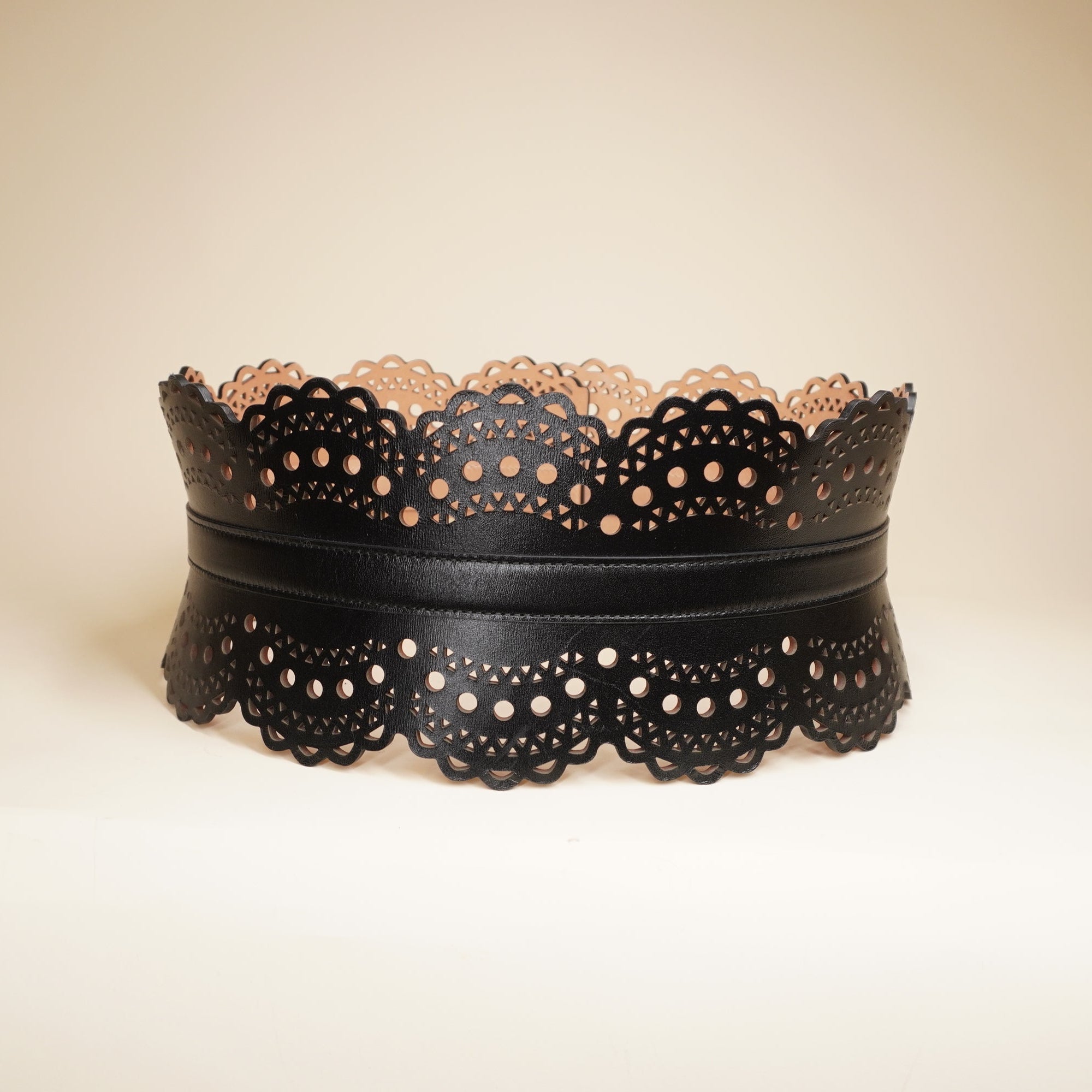 PRE-OWNED Black Perforated Leather Bustier Belt With Eyelets size 75