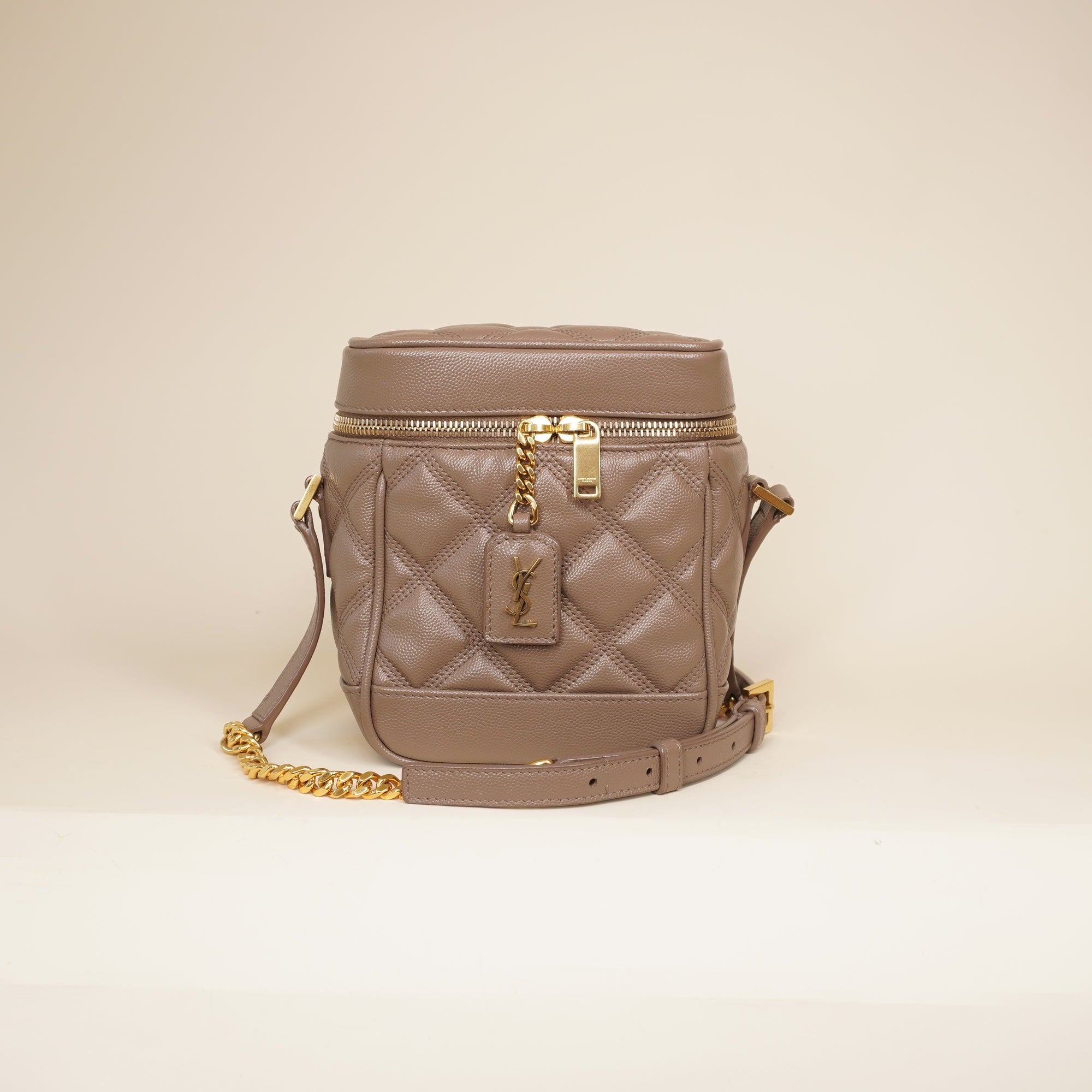 PRE-OWNED Grain de Poudre Quilted 80's Vanity Bag Beige