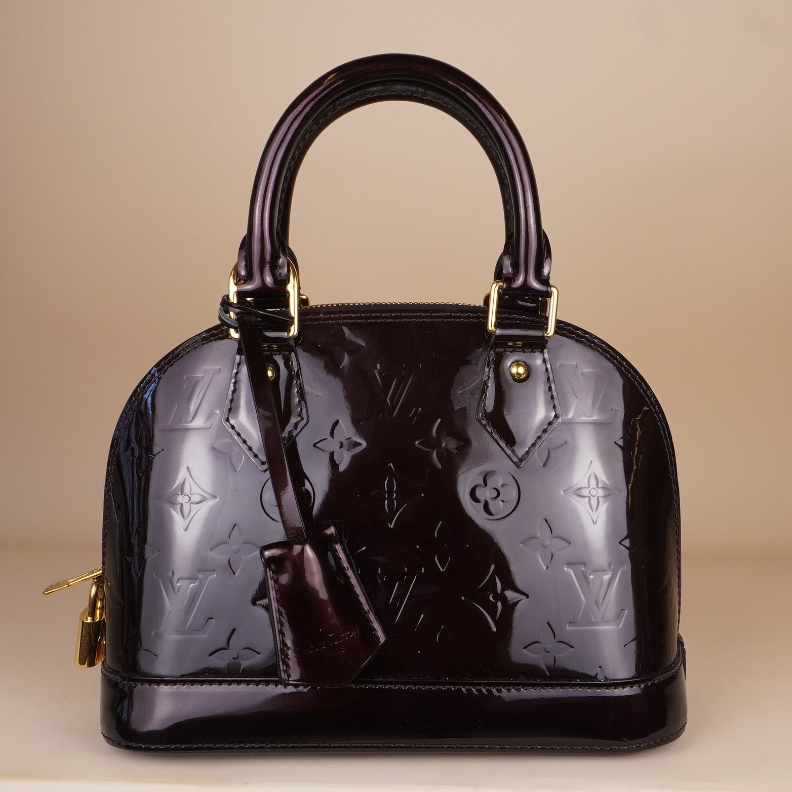 PRE-OWNED LV Vernis Alma BB Amarante