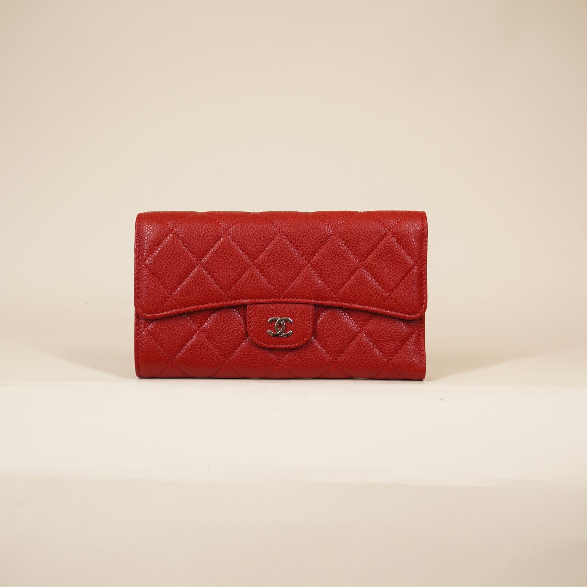 PRE-OWNED Caviar Quilted Large Gusset Flap Wallet Red