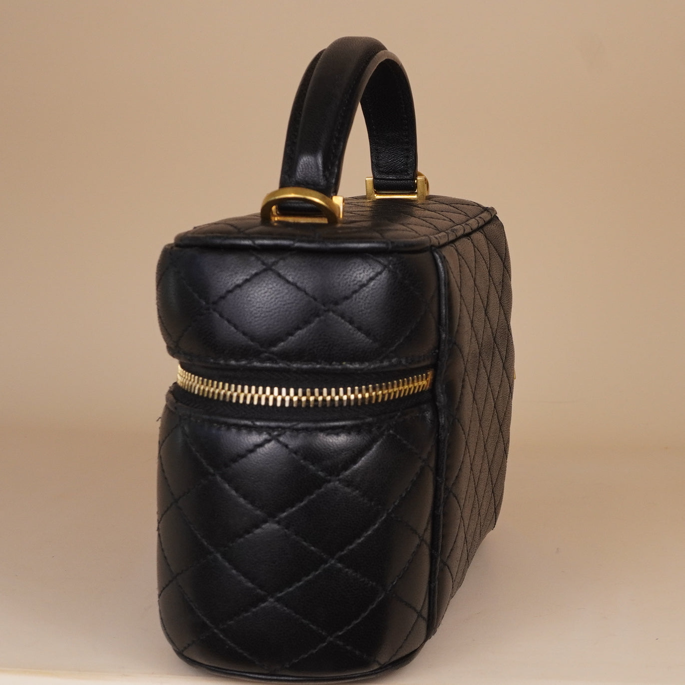 PRE-OWNED Lambskin Quilted Mini Gaby Vanity Case Black