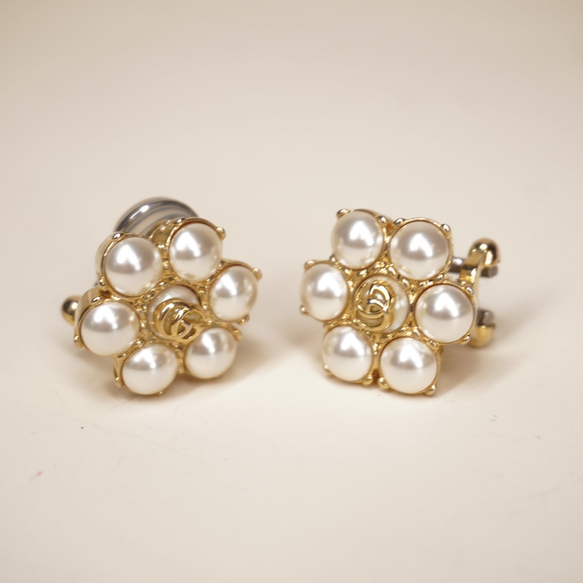 PRE-OWNED GG Earrings Pearl Engraved Clip On Type Gold