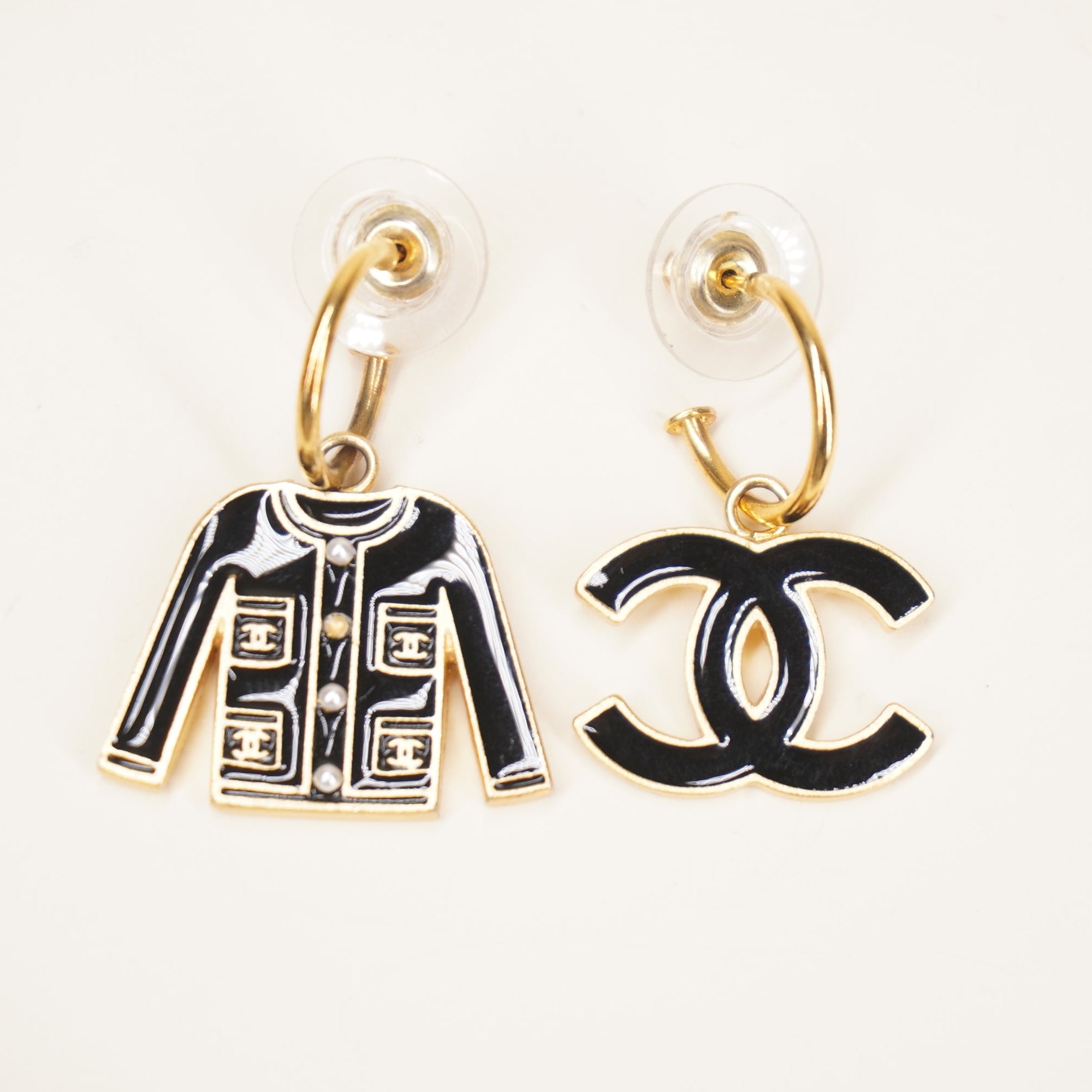 PRE-OWNED CC and Jacket Drop Earrings Vintage Gold with Black Enamel