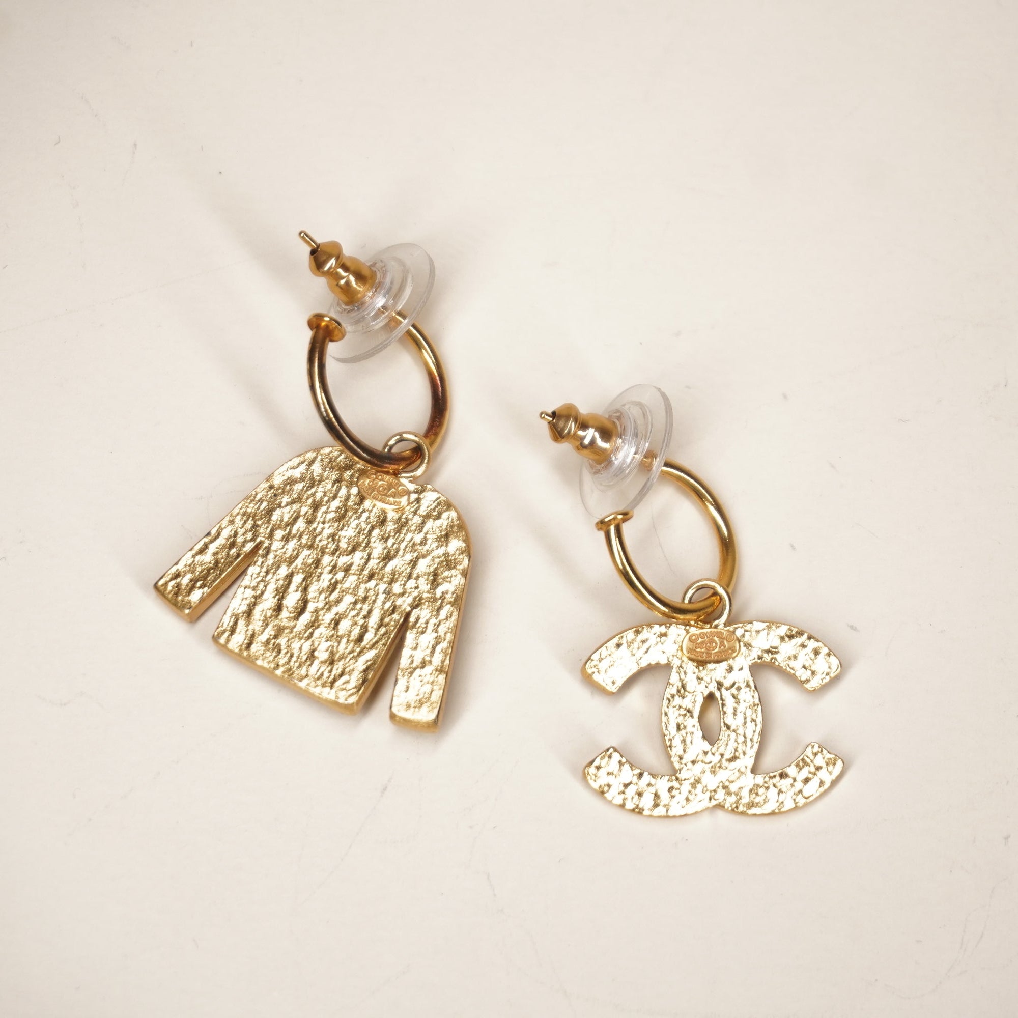 PRE-OWNED CC and Jacket Drop Earrings Vintage Gold with Black Enamel