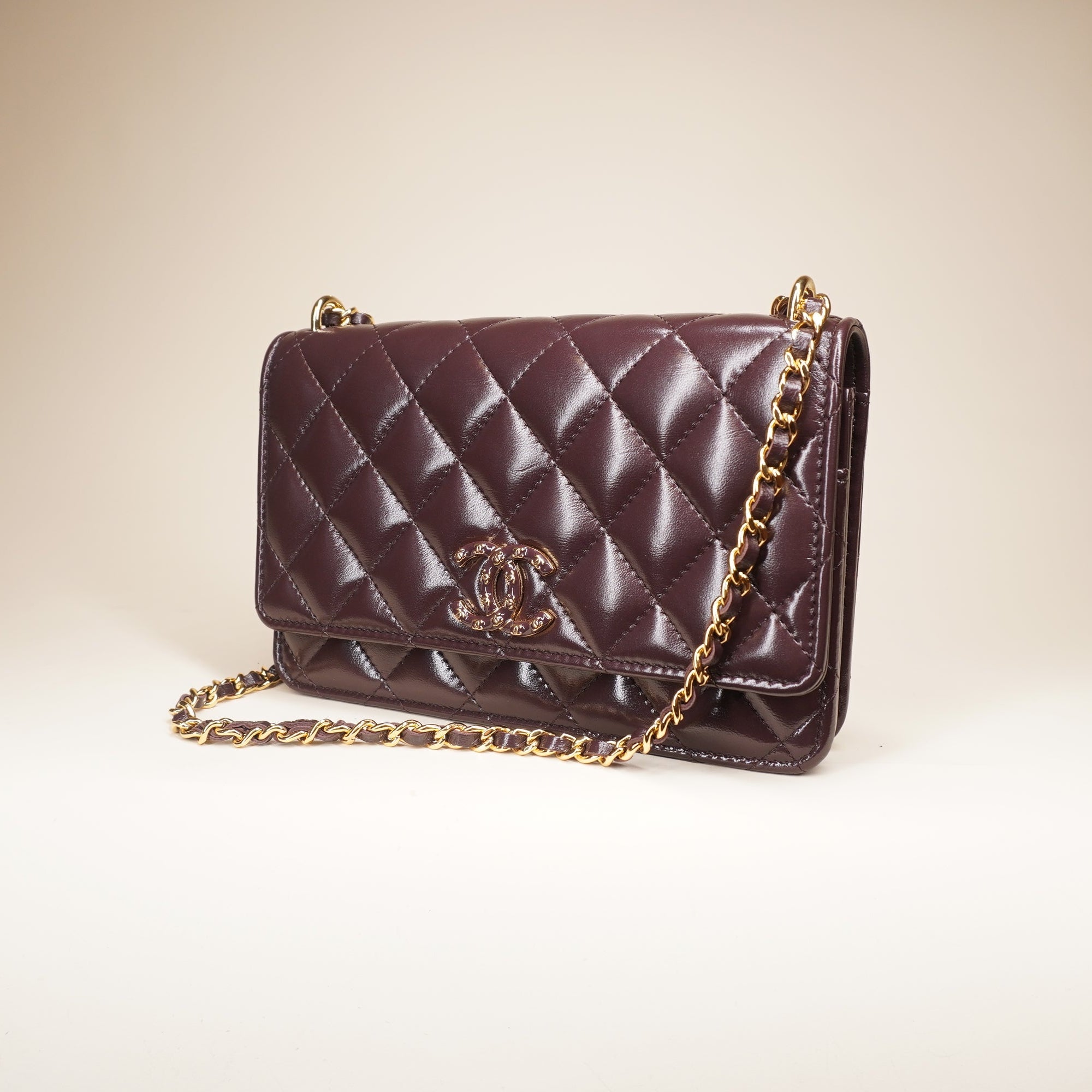 PRE-OWNED CC Burgundy Calfskin Wallet on a Chain Crossbody Bag