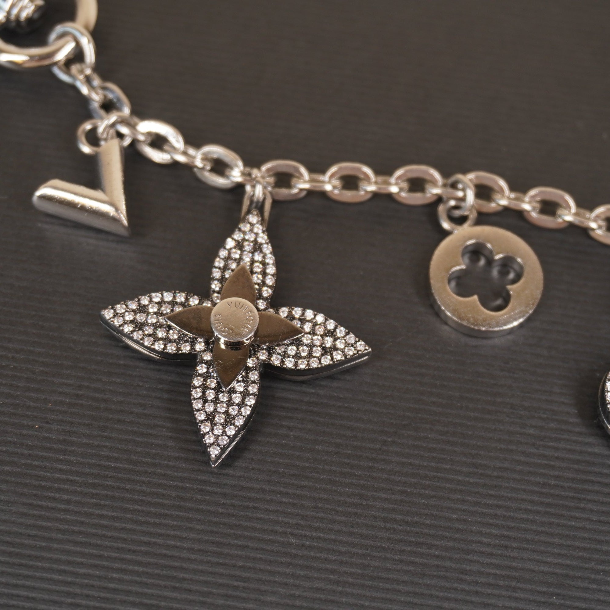PRE-OWNED Bijoux Sac Bag Charm metal Silver