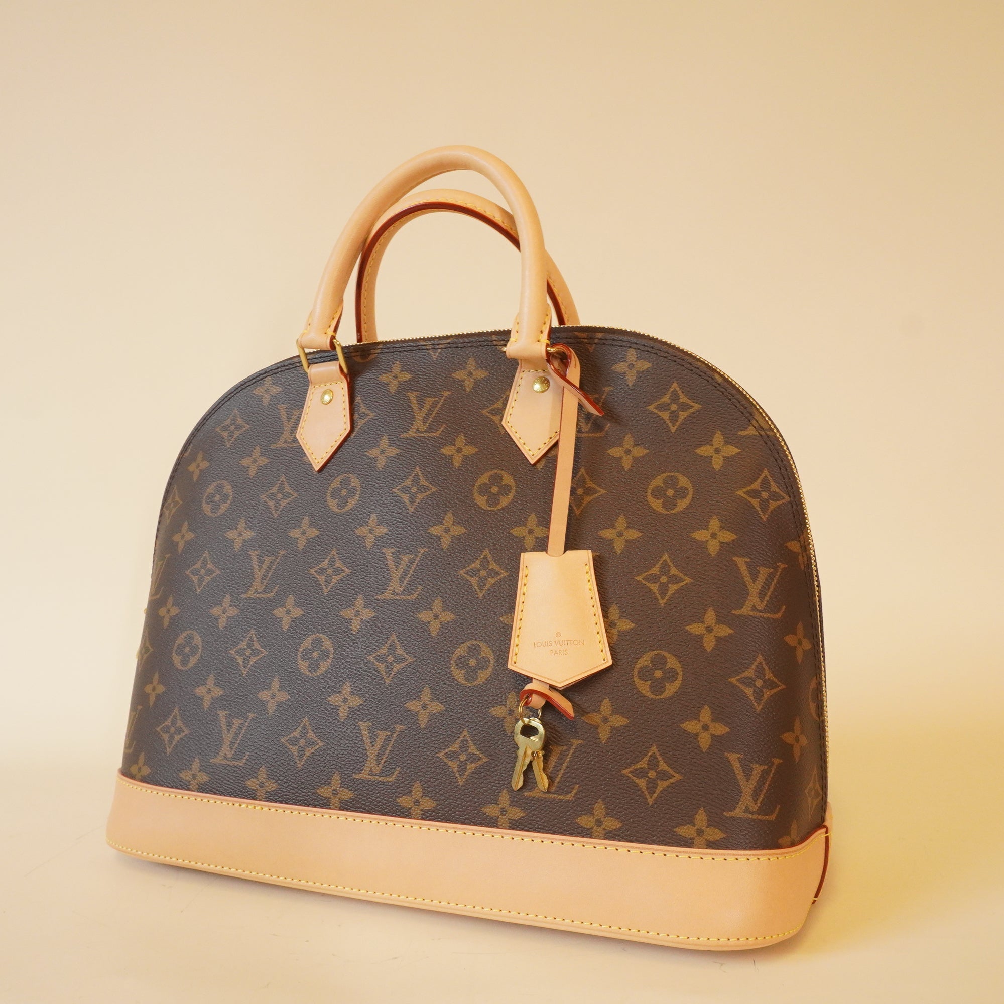 Bolso Alma MM de lona con monograma LV de segunda mano