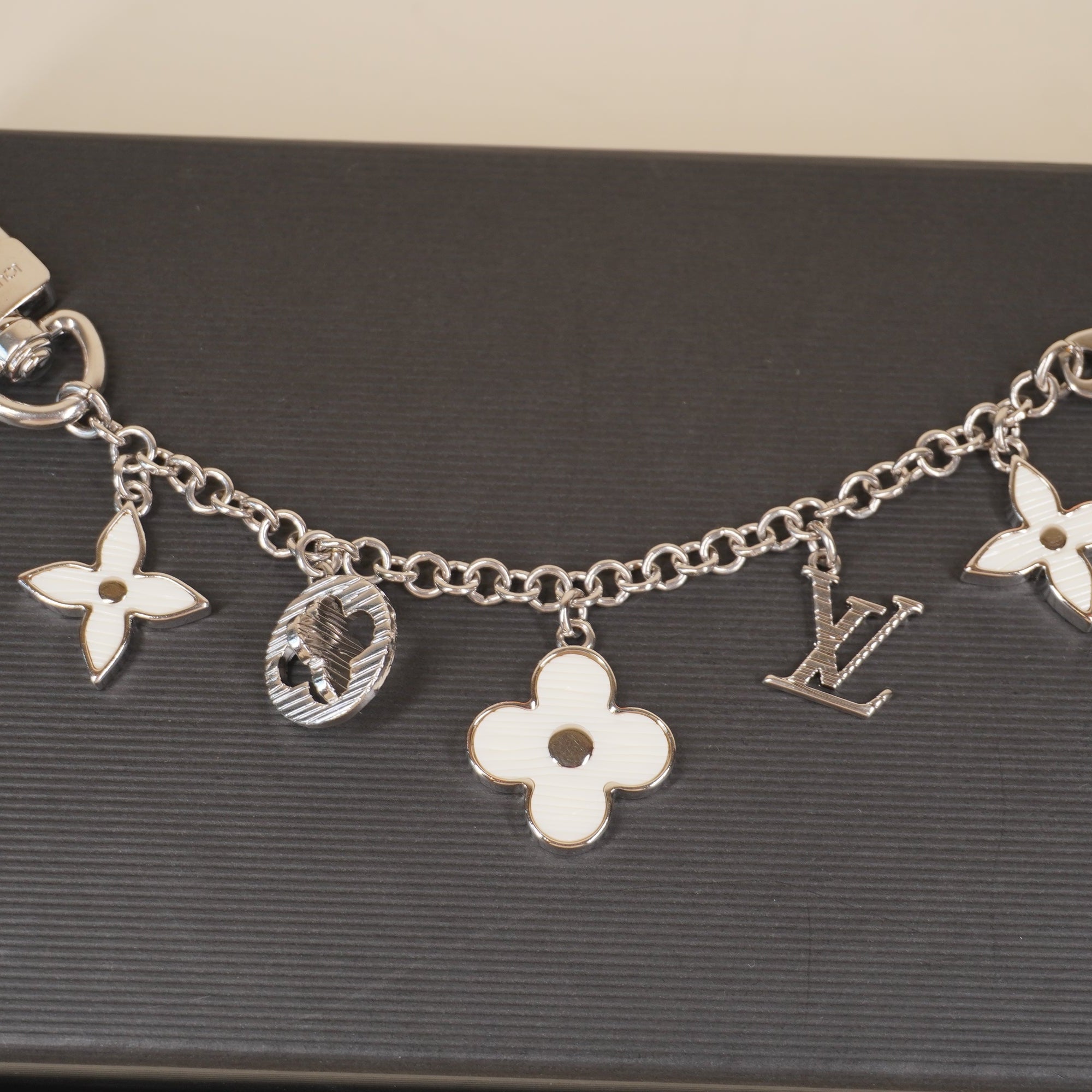 PRE-OWNED Fleur De Epi Bag Charm Chain
