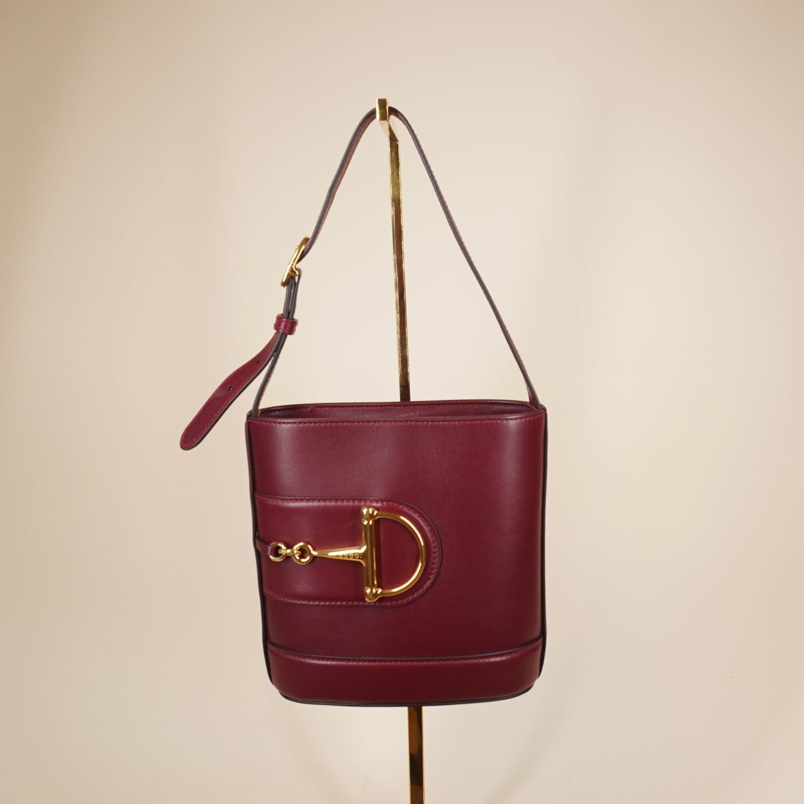 PRE-OWNED GG Burgundy 73 Small Bucket Shoulder Bag 