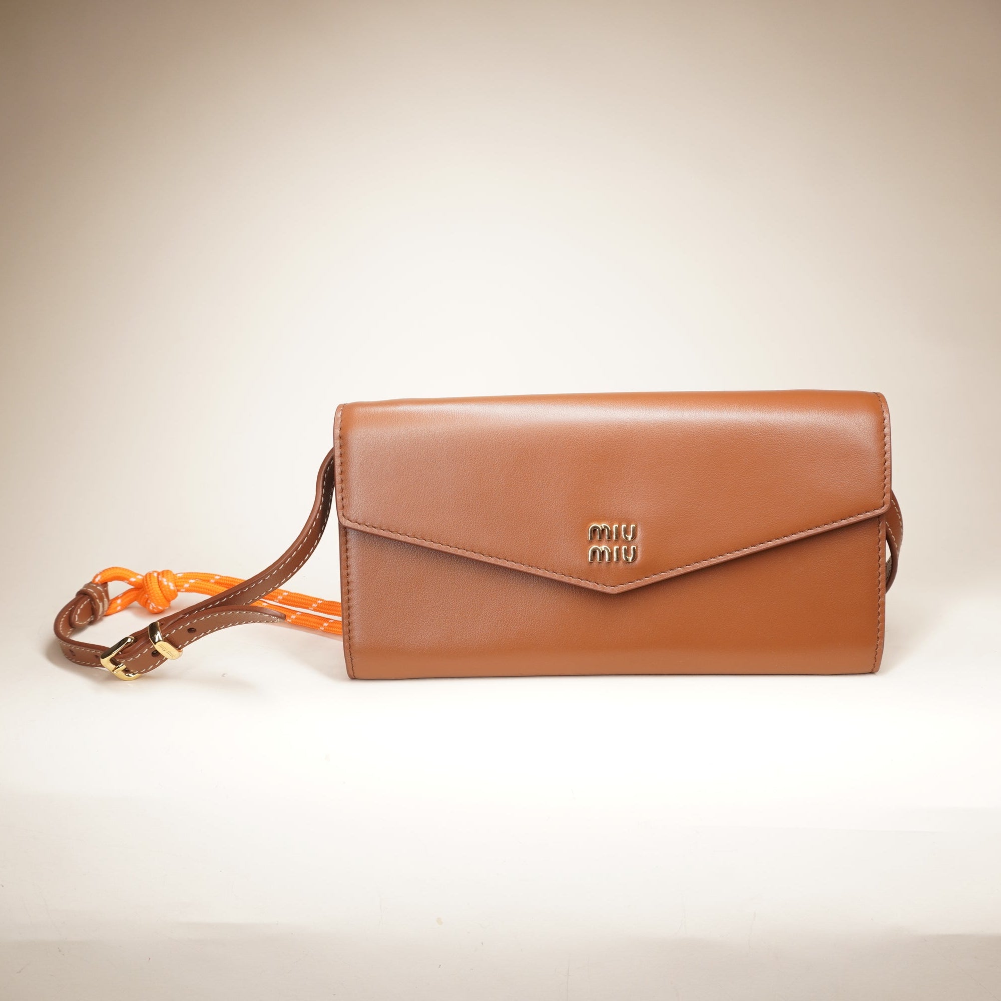 PRE-OWNED WOC Brown Cafskin Shoulder Bag