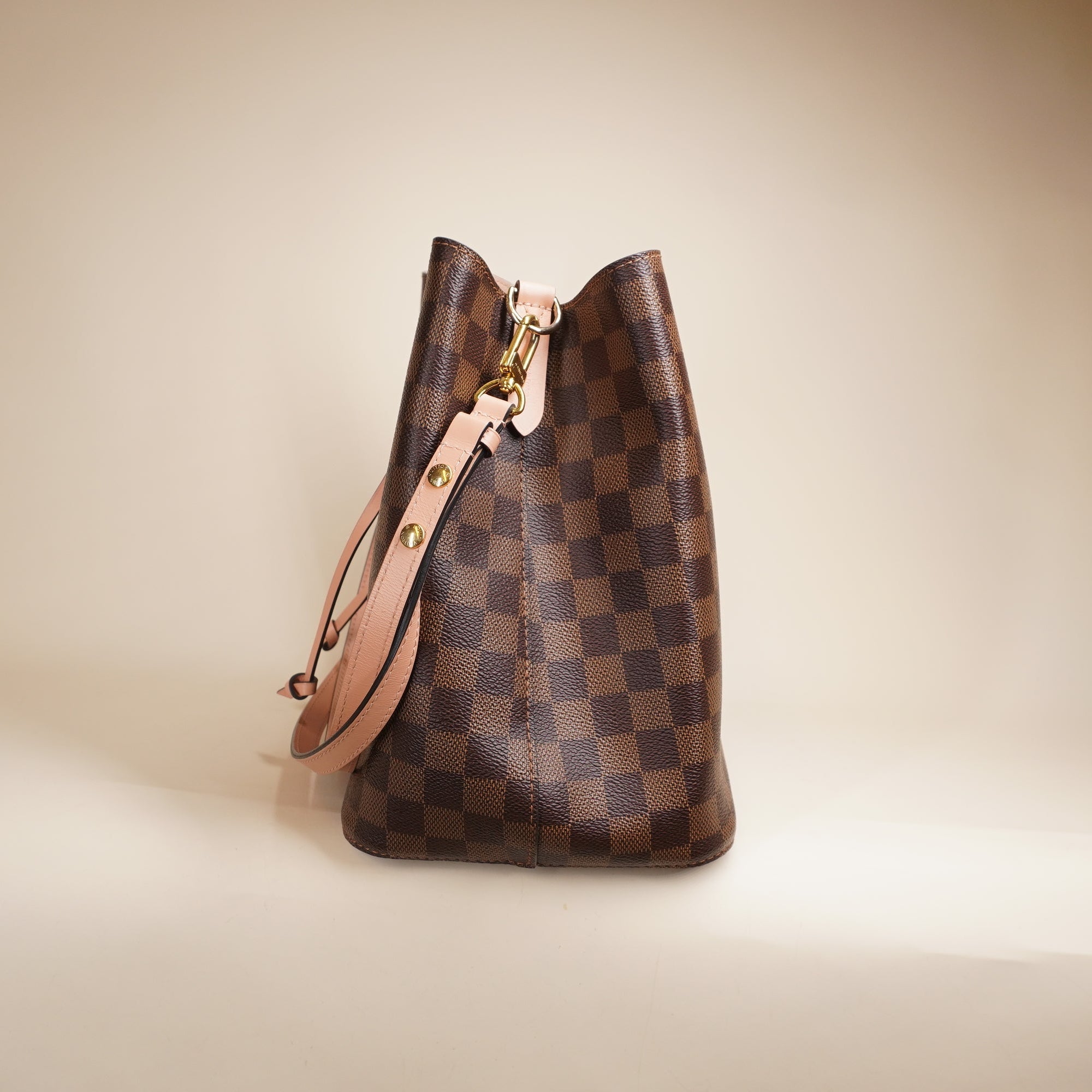 PRE-OWNED LV NeoNoe MM Damier Ebene Canvas Shoulder Bag