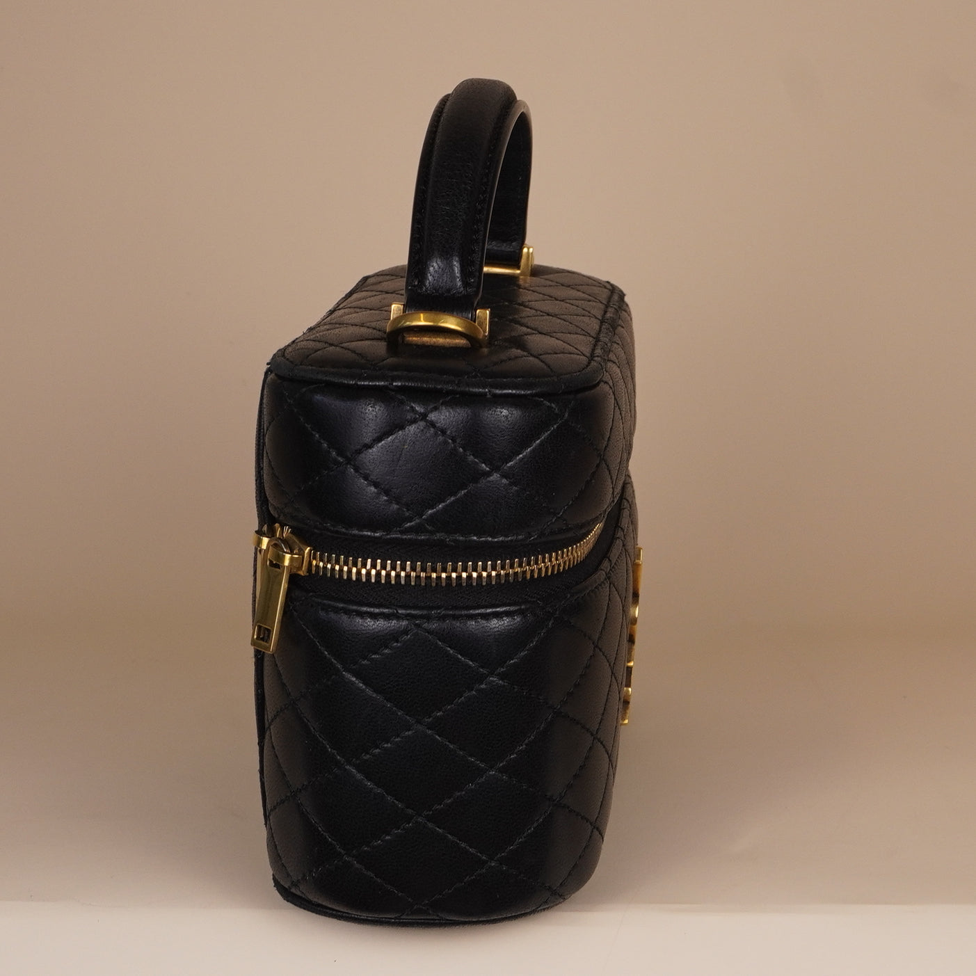 PRE-OWNED Lambskin Quilted Mini Gaby Vanity Case Black