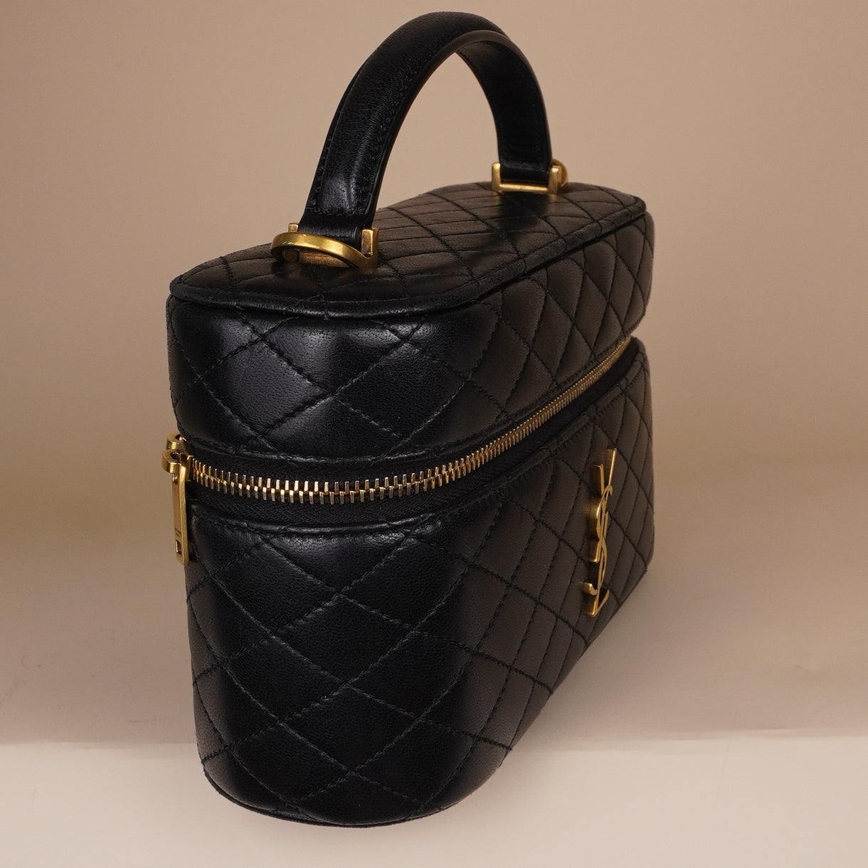 PRE-OWNED Lambskin Quilted Mini Gaby Vanity Case Black