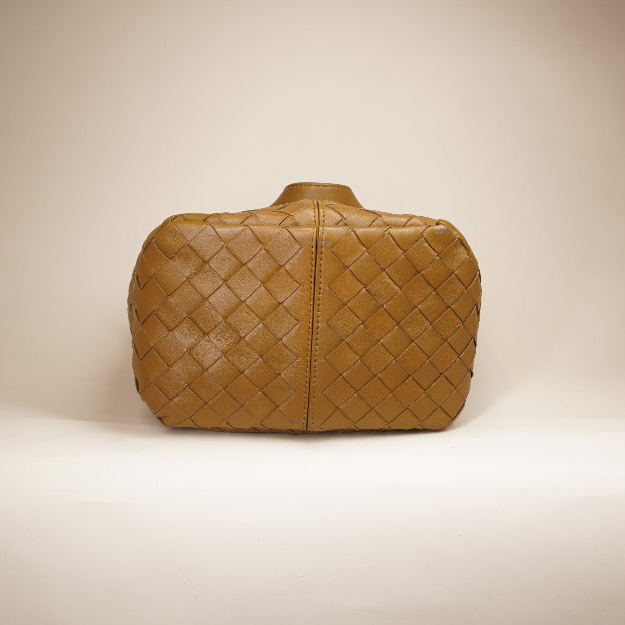 PRE-OWNED Small Flip Flap Tote in Intrecciato Leather Shoulder Bag