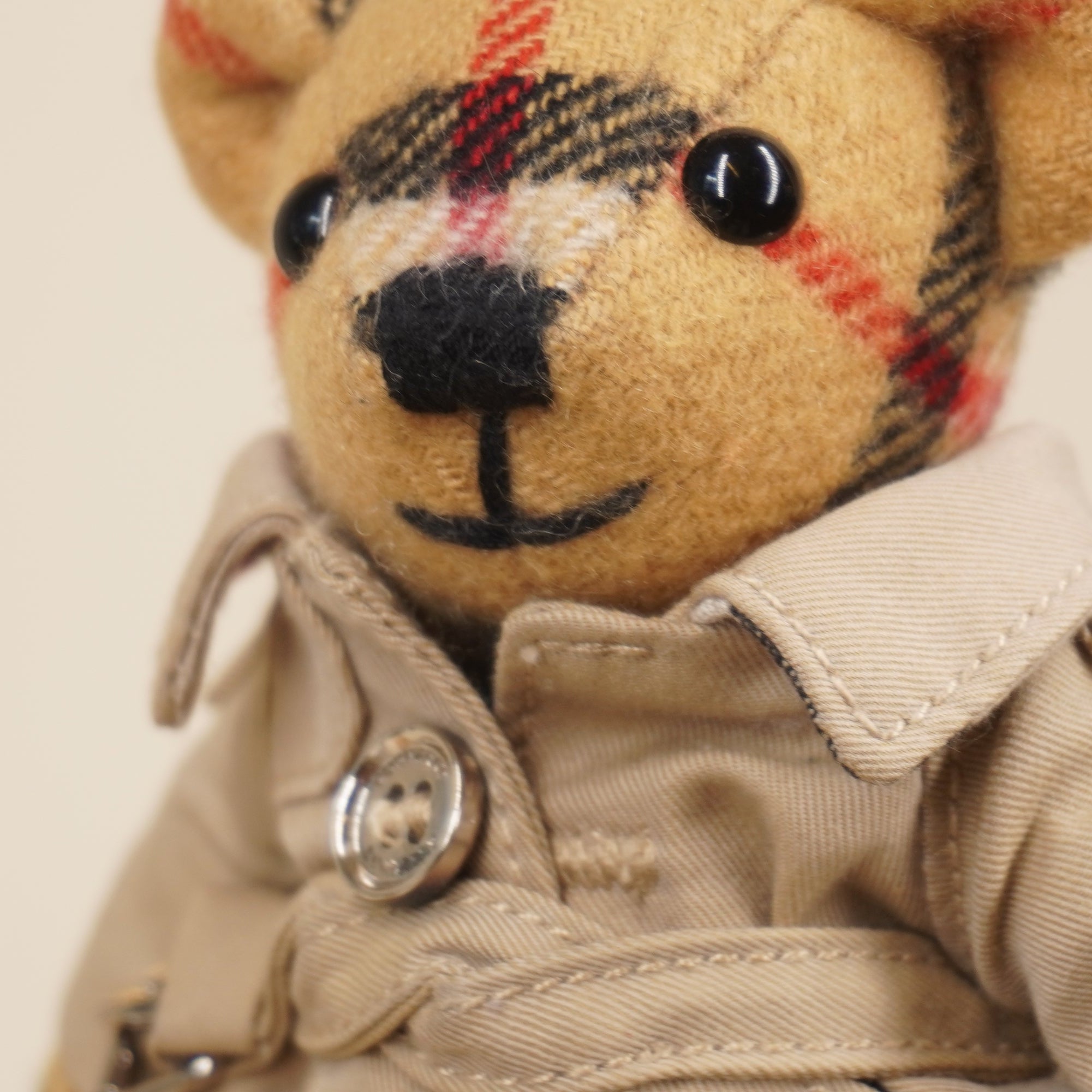PRE-OWNED Thomas Check Trench Teddy Bear Keychain Charm
