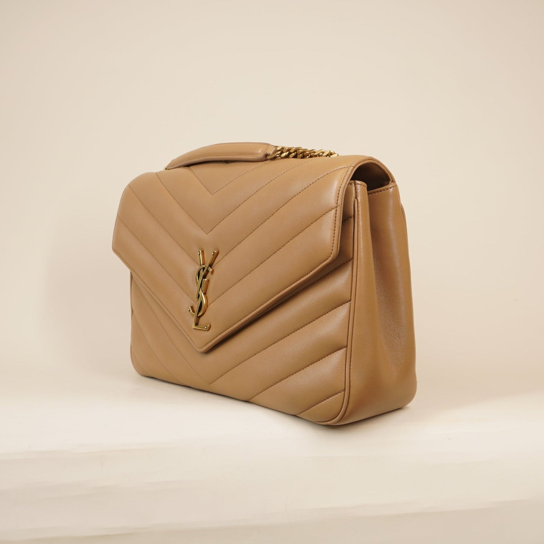 PRE-OWNED  Loulou large in Matelasse Lambskin Shoulder Bag