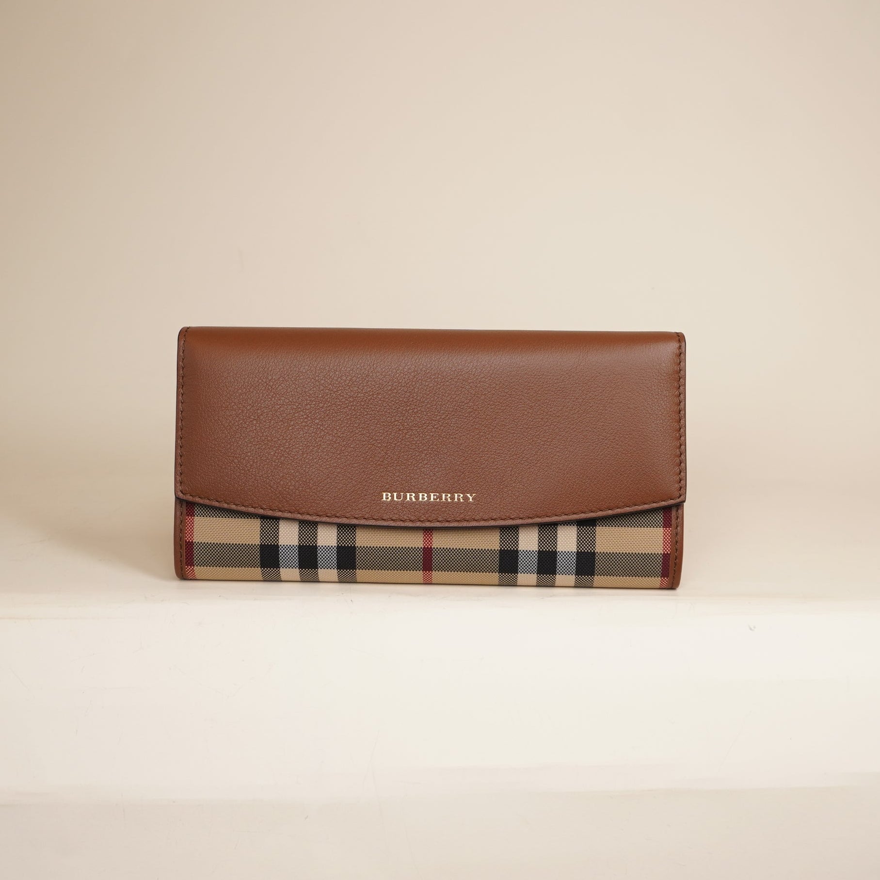 PRE-OWNED Calfskin Horseferry Check Porter Continental Wallet