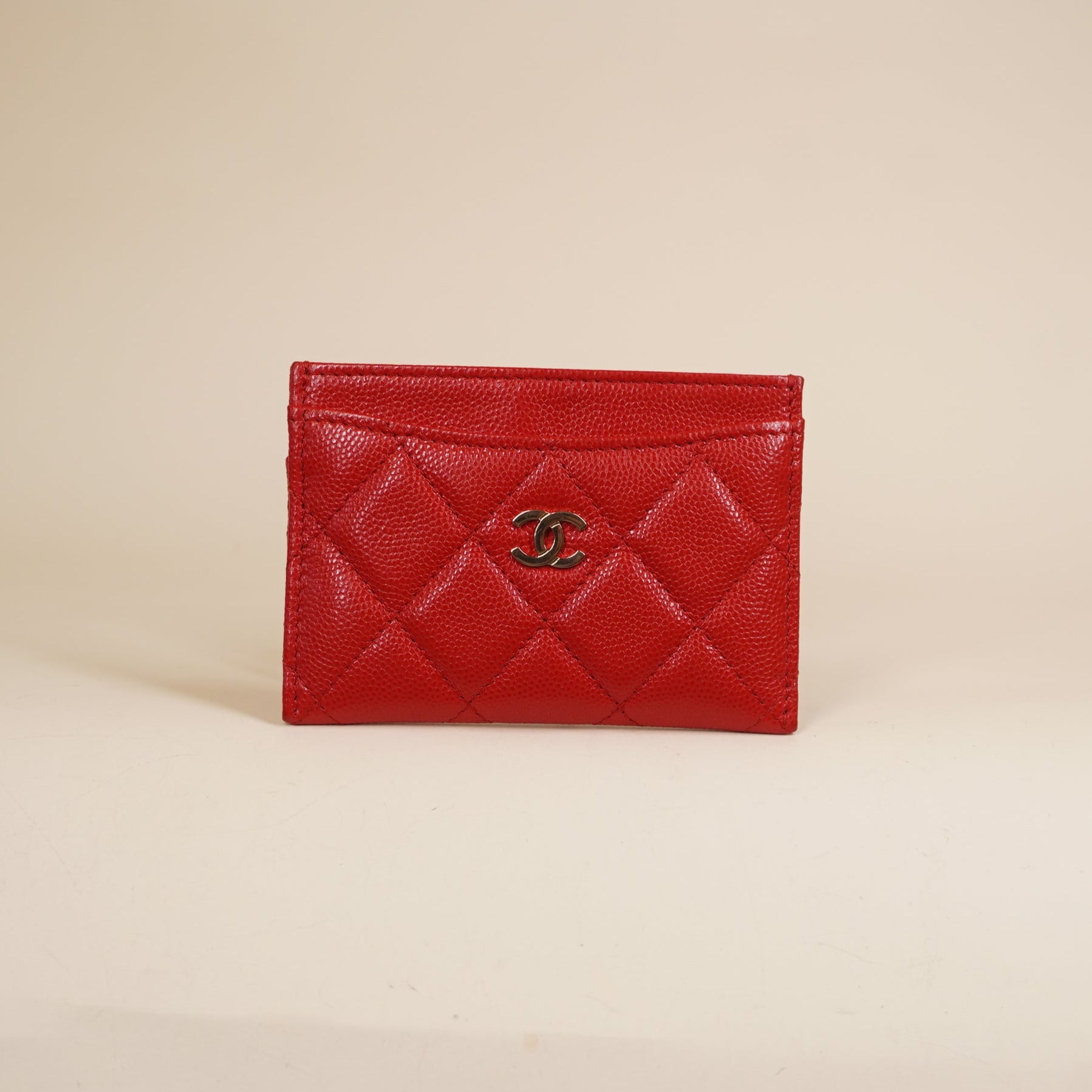 PRE-OWNED CC Caviar Quilted Card Holder Red
