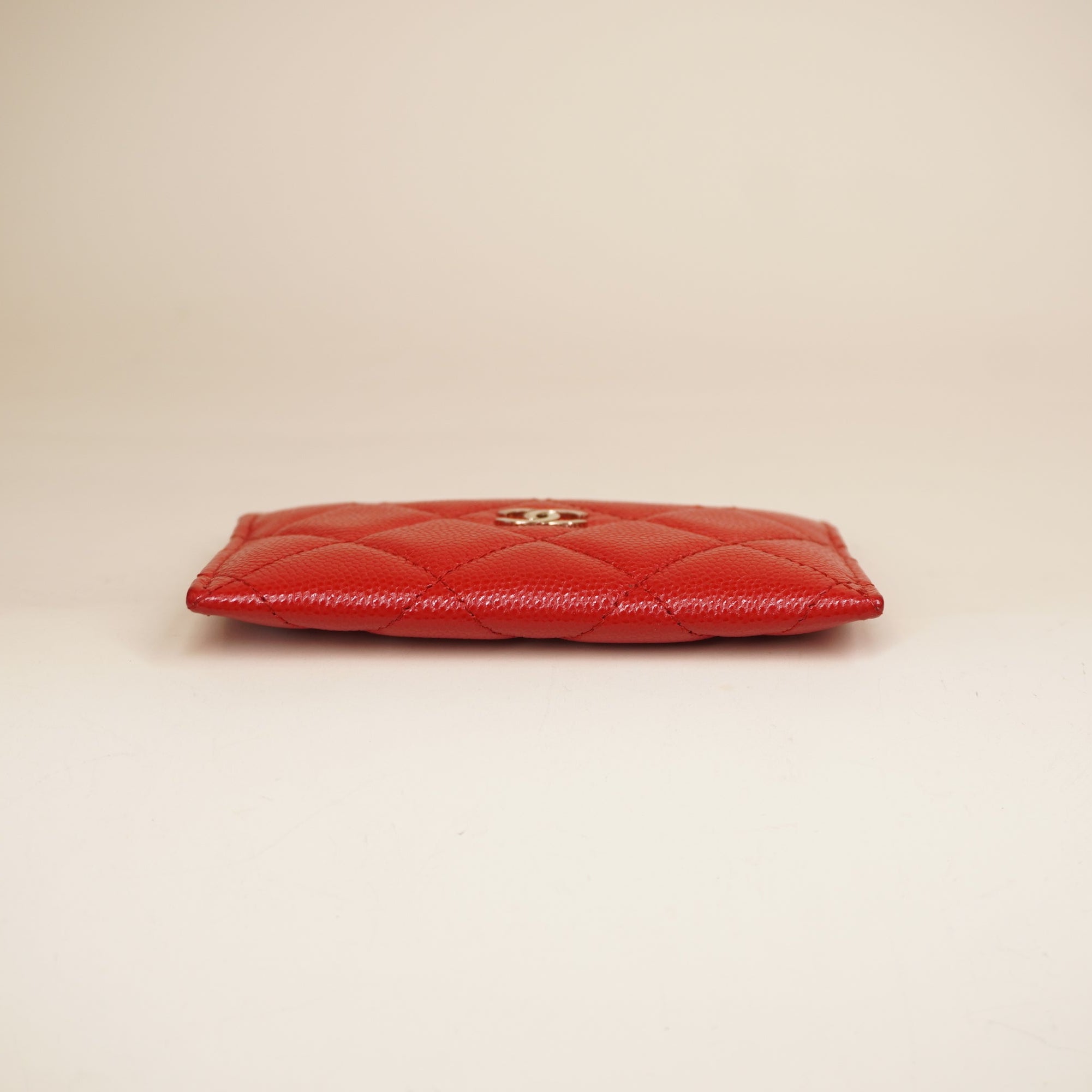 PRE-OWNED CC Caviar Quilted Card Holder Red