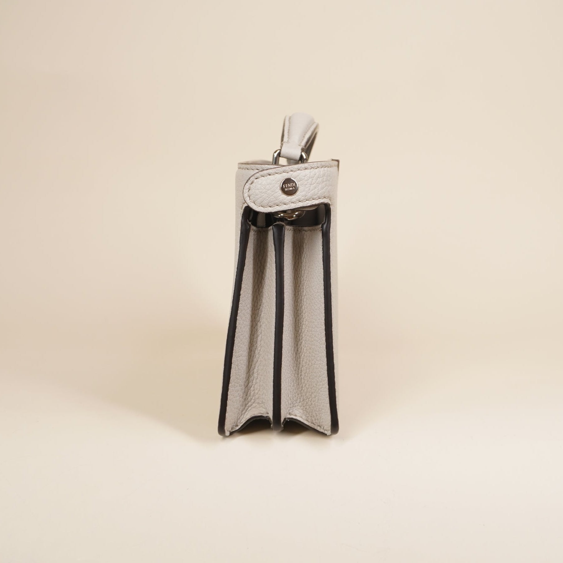 PRE-OWNED FF Grey Cuoio Romano Vitello Cover Peekaboo Shoulder Bag