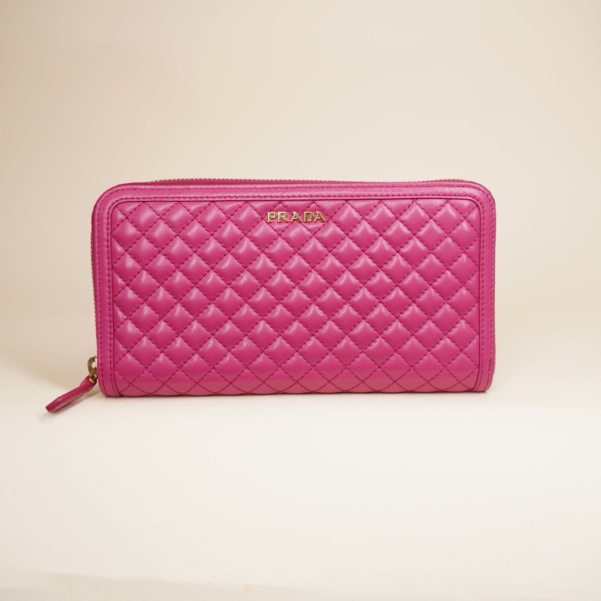 PRE-OWNED Continental Pink Leather Zippy Wallet