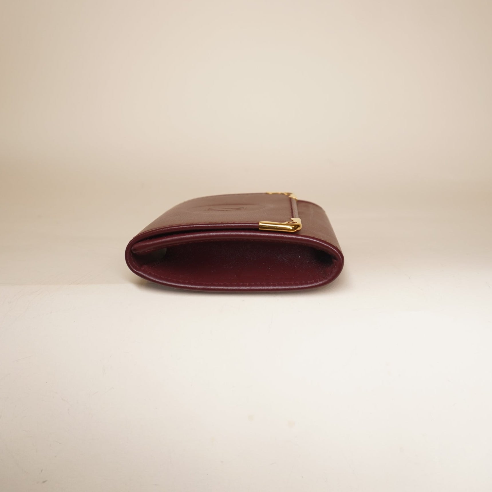PRE-OWNED Must Line Coin Case Burgundy Leather
