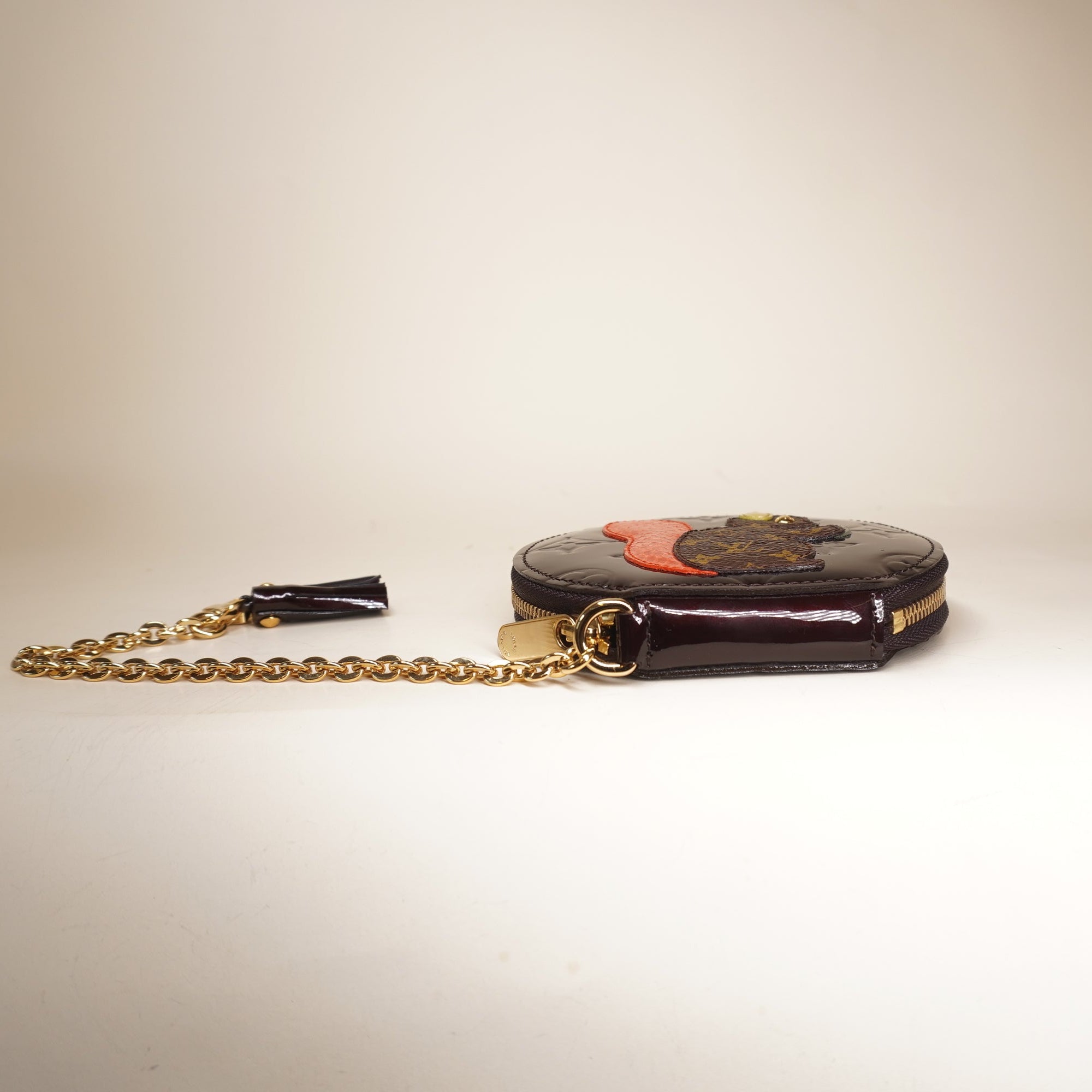 PRE-OWNED Vernis Animania Ecureuil Squirrel Round Coin Purse Amarante