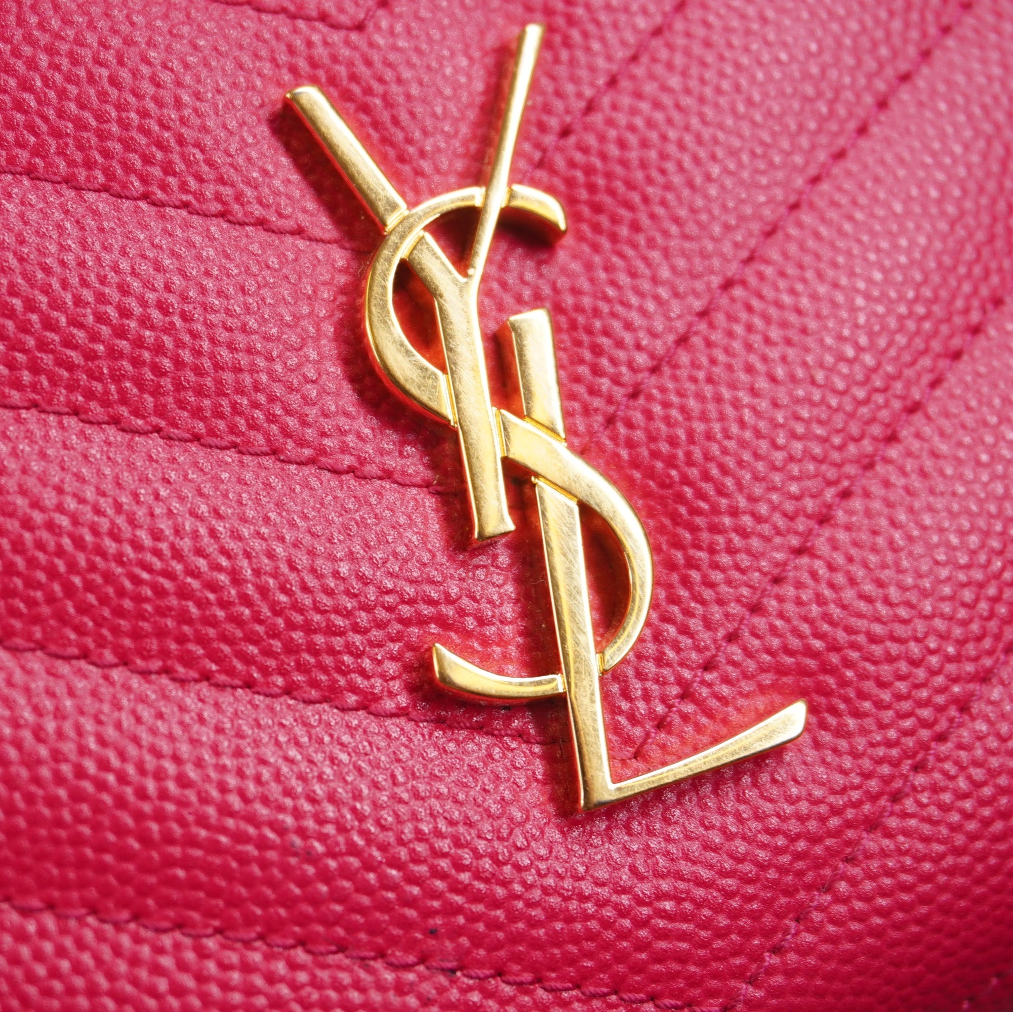 PRE-OWNED Pink Grain De Poudre Matelasse Monogram Compact Zip Around Wallet