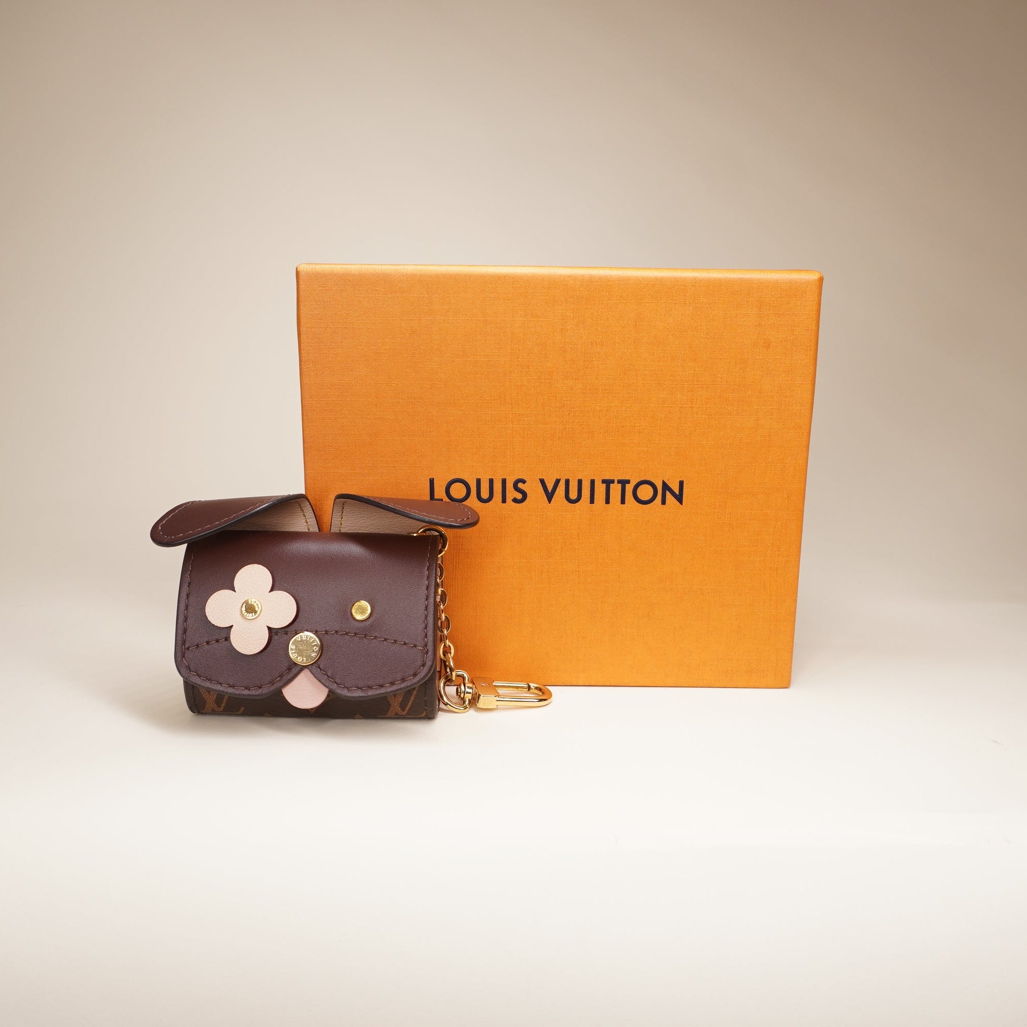  LV Monogram Dog Earpods Case