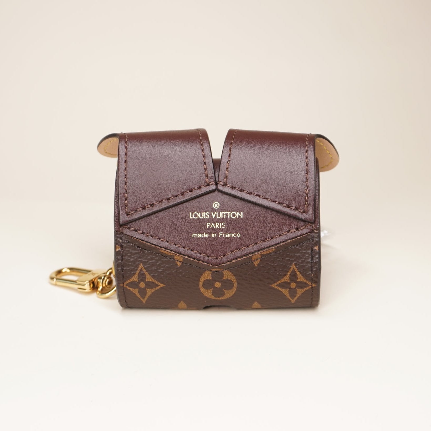  LV Monogram Dog Earpods Case