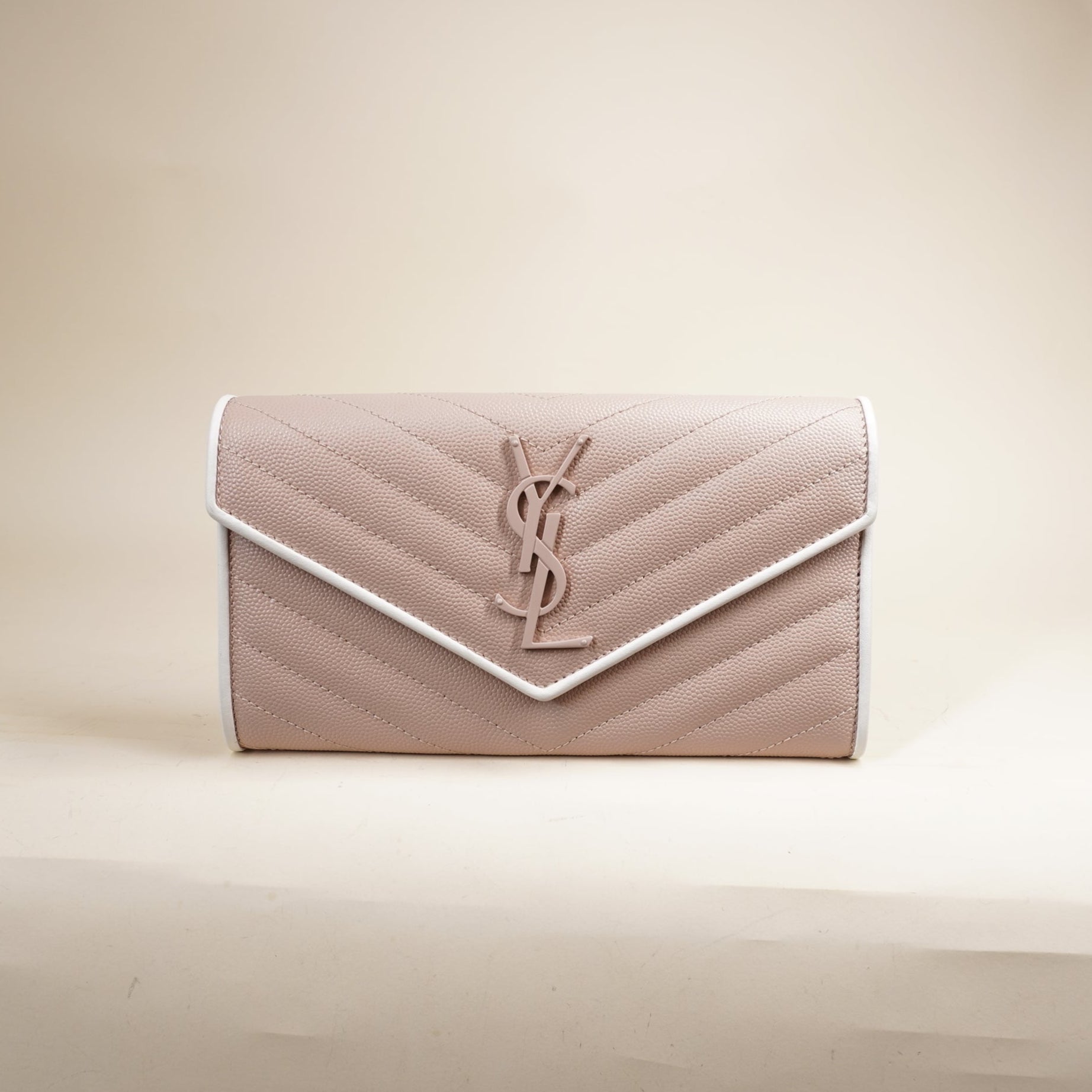 PRE-OWNED Baby Pink Grain De Poudre Matelasse Chevron Monogram Envelope