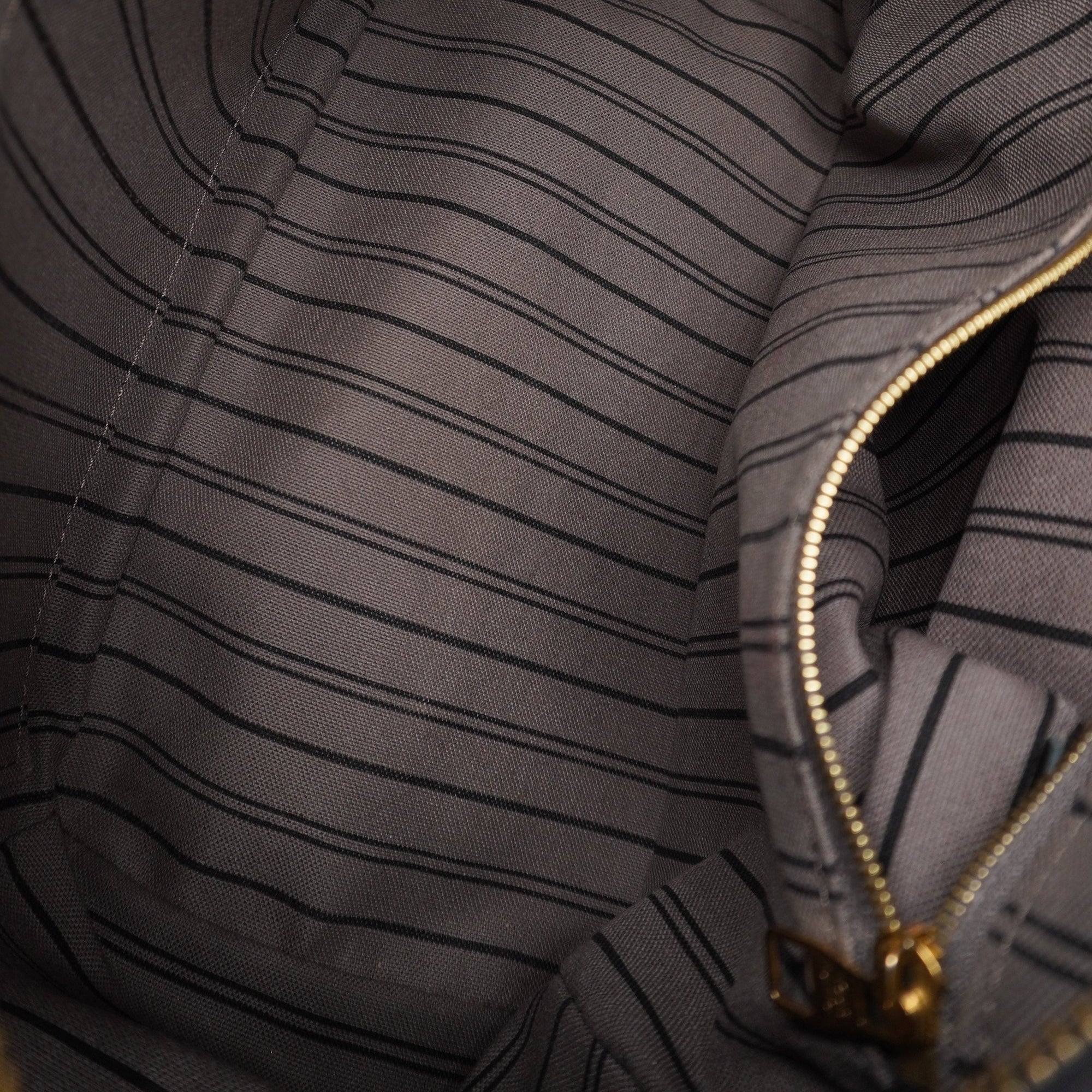 PRE-OWNED LV Speedy Bandouliere 25 Empreinte Leather Shoulder Bag Black