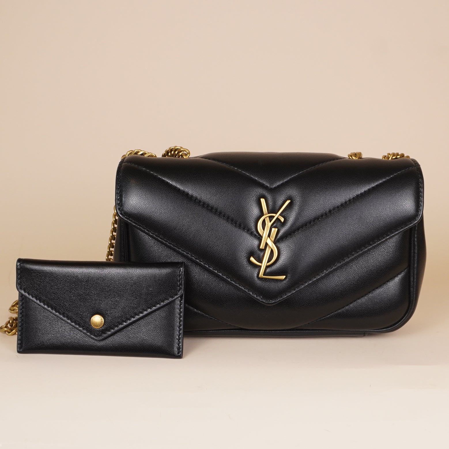 PRE-OWNED Lambskin Chevron Quilted Mini Loulou Black