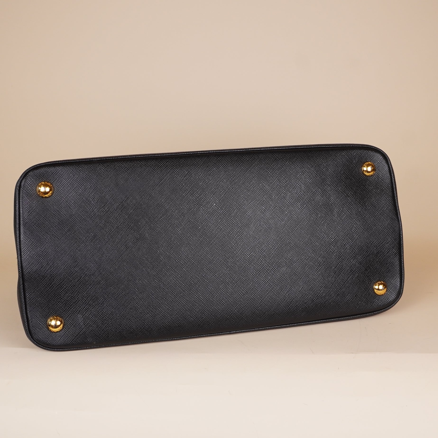 PRE-OWNED Saffiano Vernice Medium Open Promenade Tote Black
