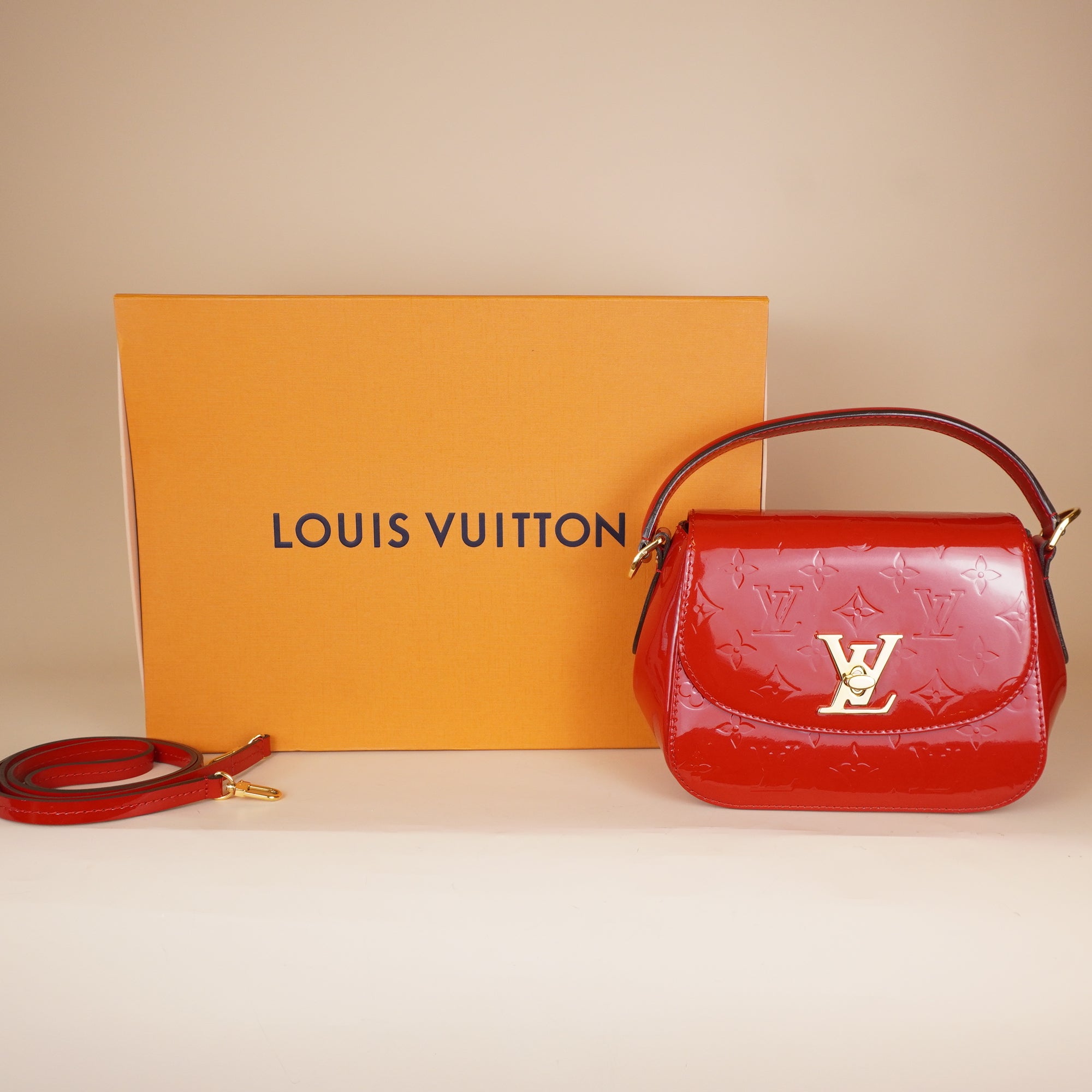 PRE-OWNED LV Cerise Monogram Vernis Pasadena Bag