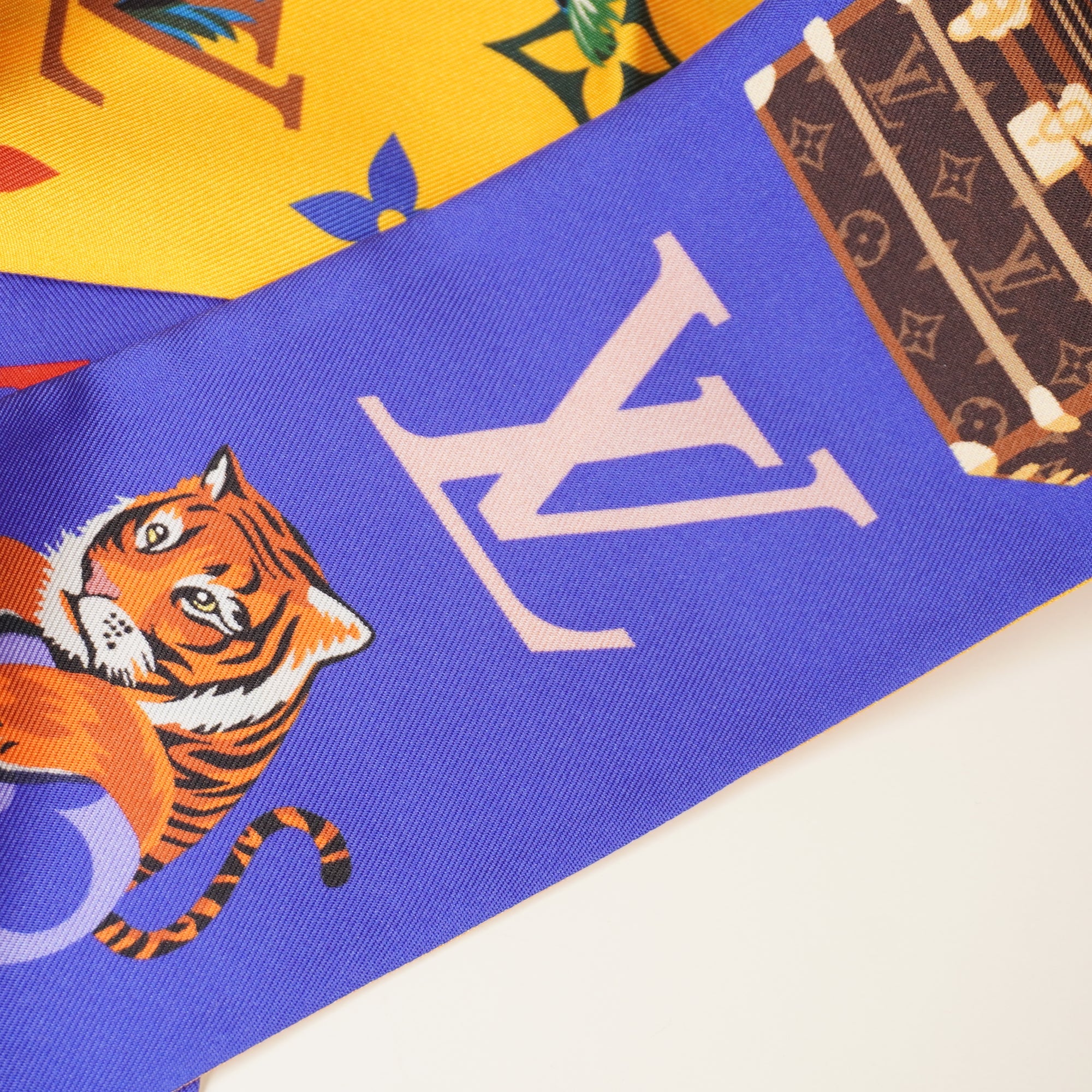 PRE-OWNED LV Tiger Bandeau Silk Twilly