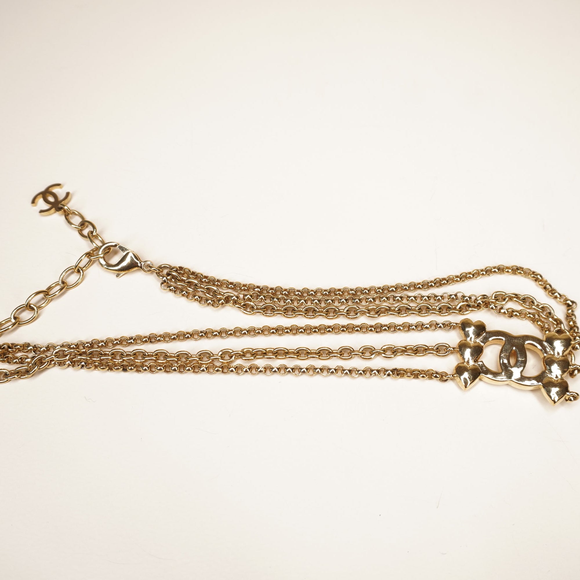 PRE-OWNED Crystal Heart CC Choker Gold Tone