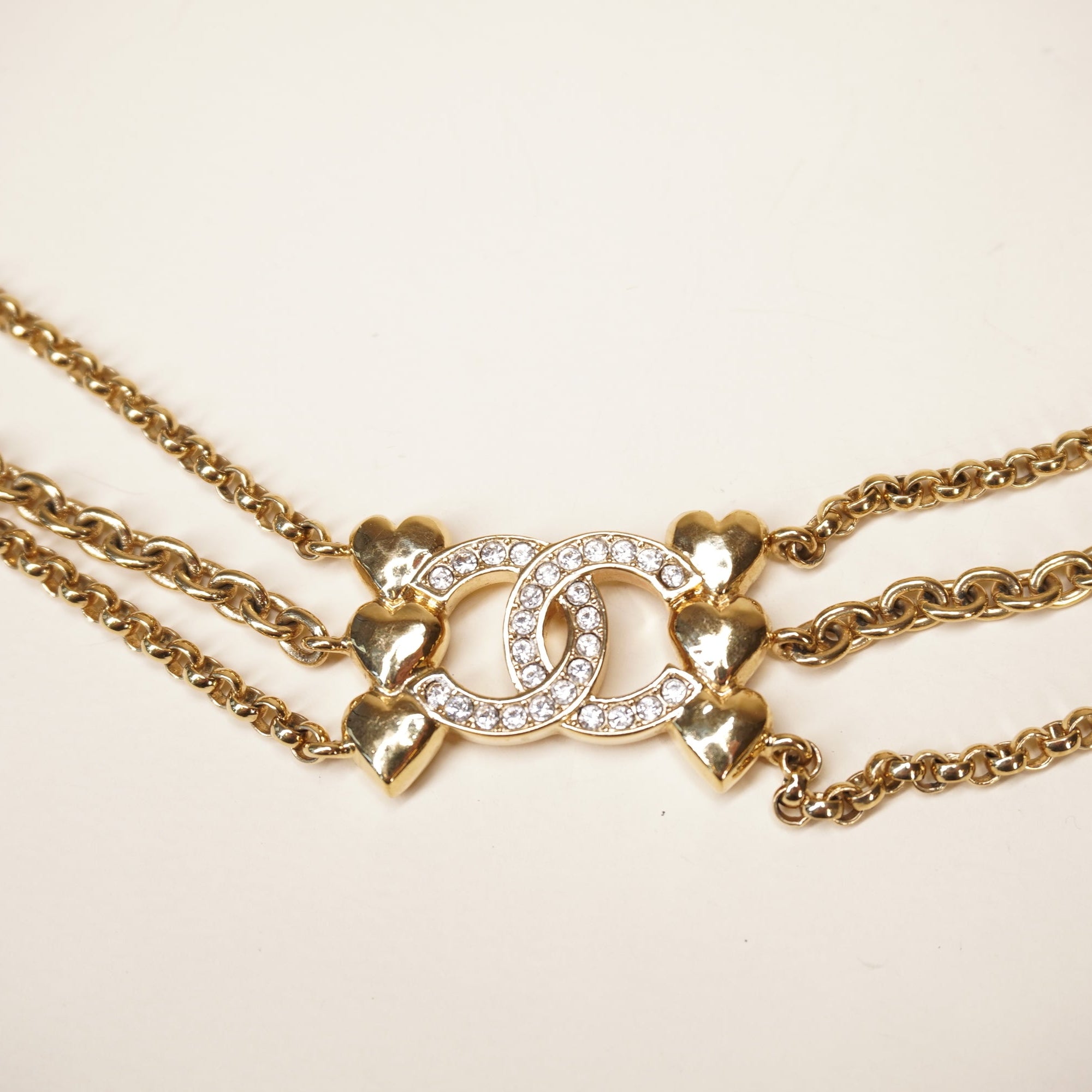 PRE-OWNED Crystal Heart CC Choker Gold Tone
