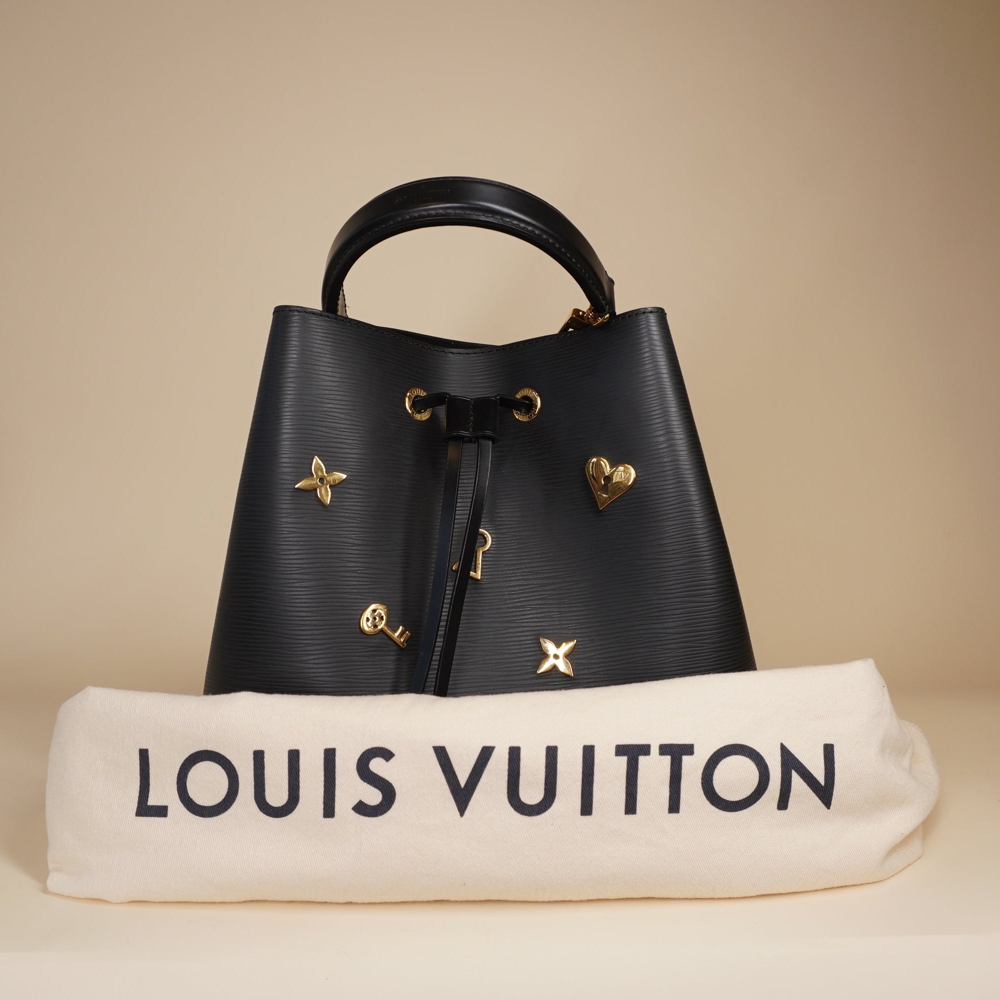 PRE-OWNED LV NeoNoe Handbag Love Lock Epi Leather Bucket Bag