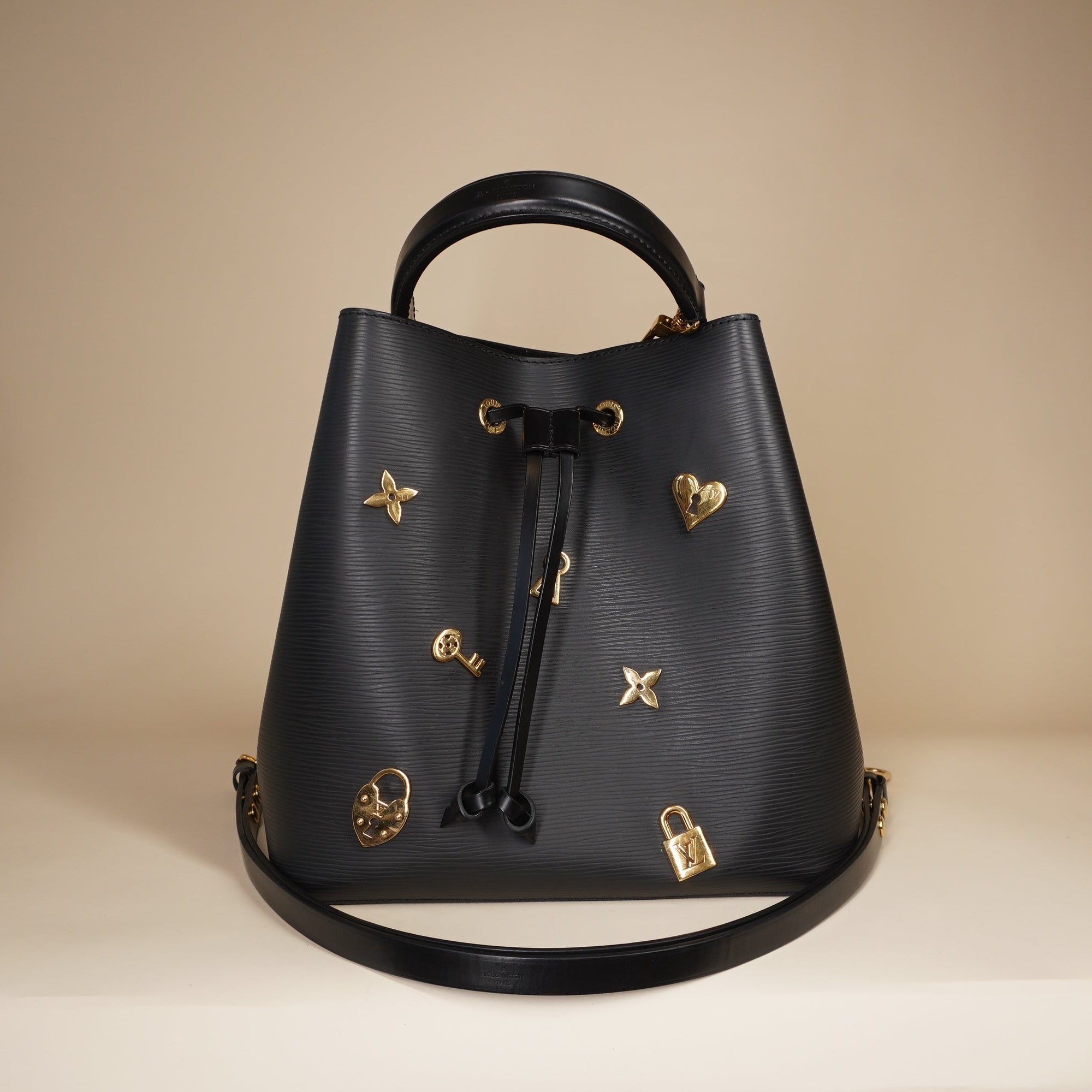 PRE-OWNED LV NeoNoe Handbag Love Lock Epi Leather Bucket Bag